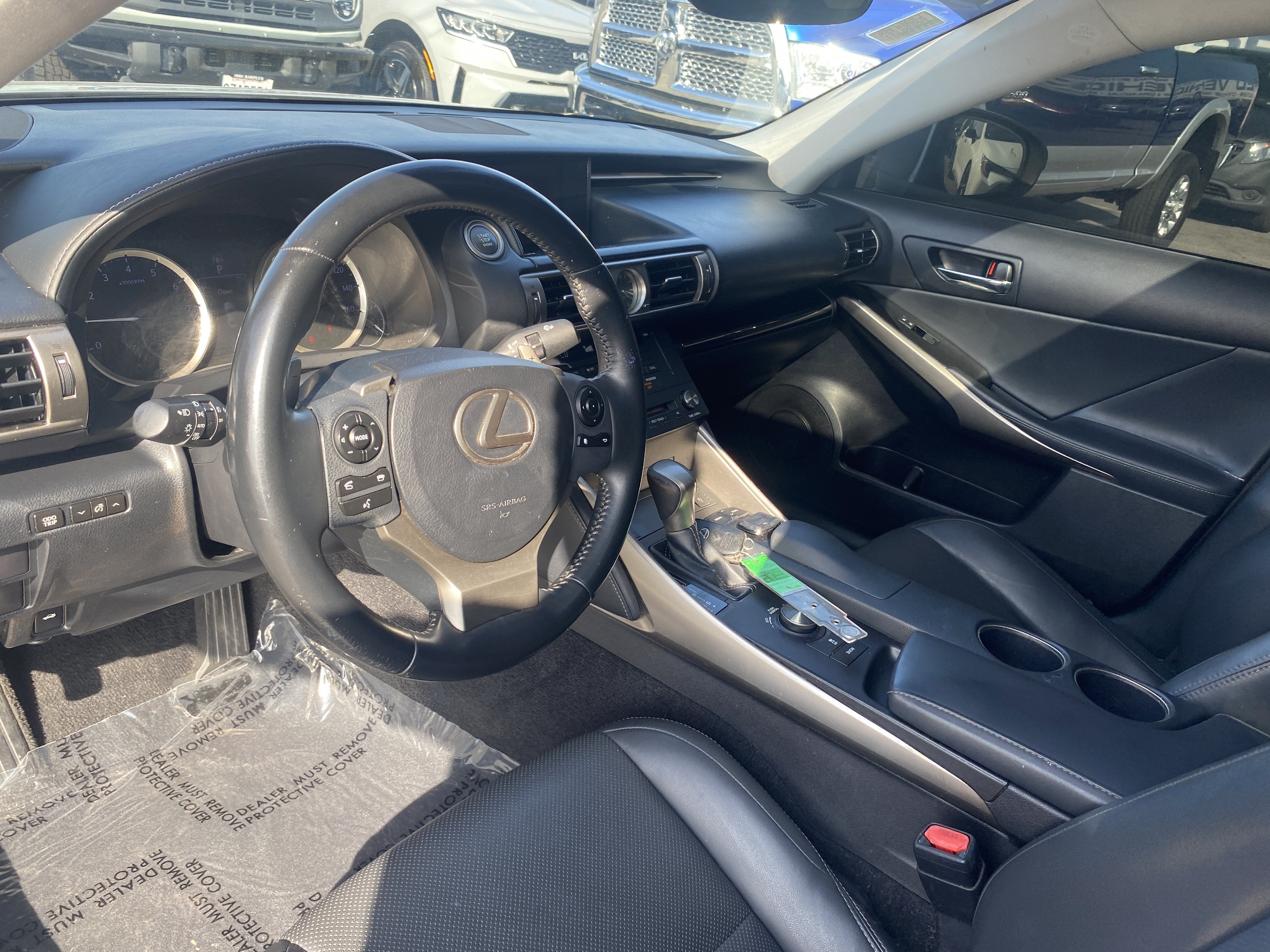 2015 Lexus IS 250 4dr Sport Sdn RWD