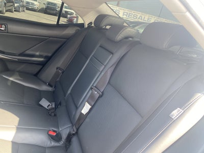 2015 Lexus IS 250 4dr Sport Sdn RWD
