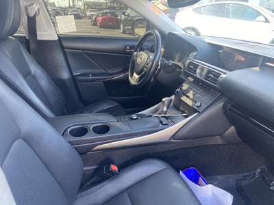 2015 Lexus IS 250 4dr Sport Sdn RWD