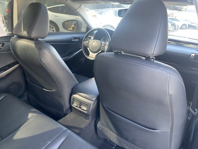 2015 Lexus IS 250 4dr Sport Sdn RWD