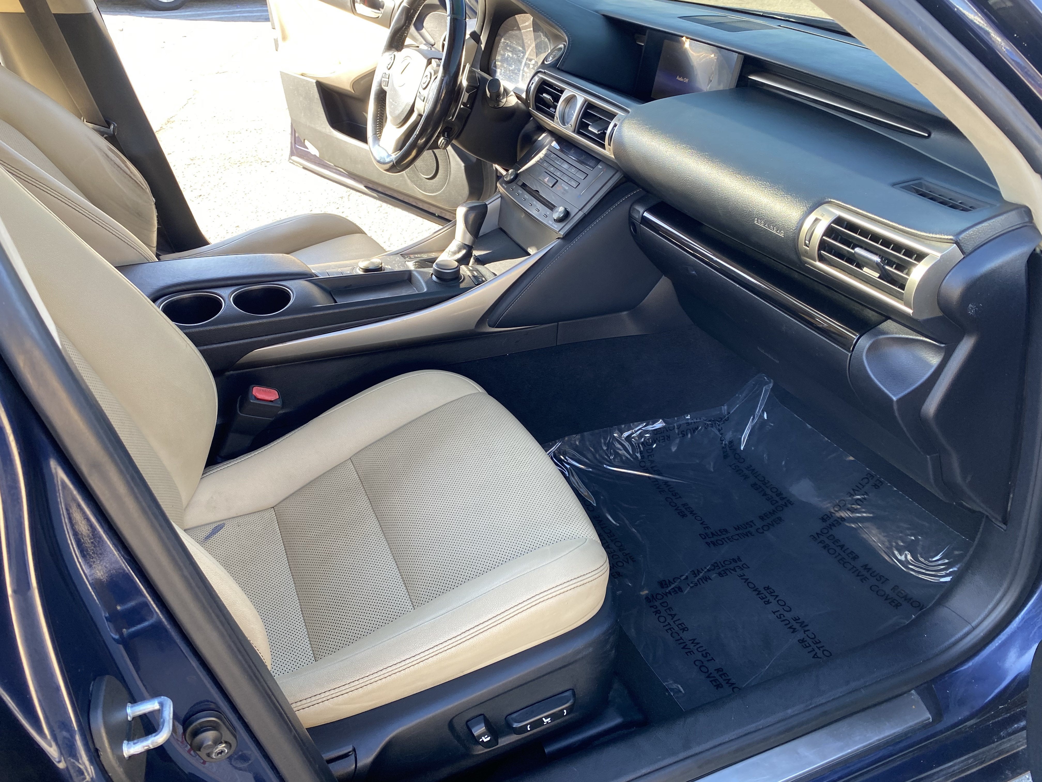 2015 Lexus IS 250 4DR SPORT SDN RWD
