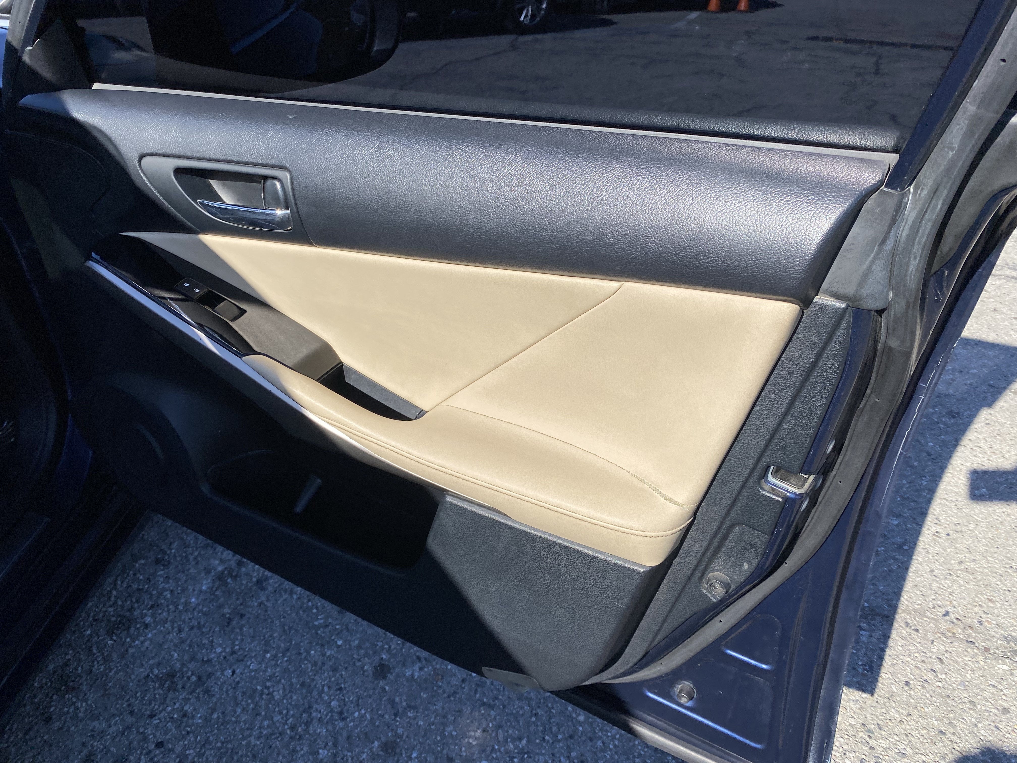 2015 Lexus IS 250 4DR SPORT SDN RWD