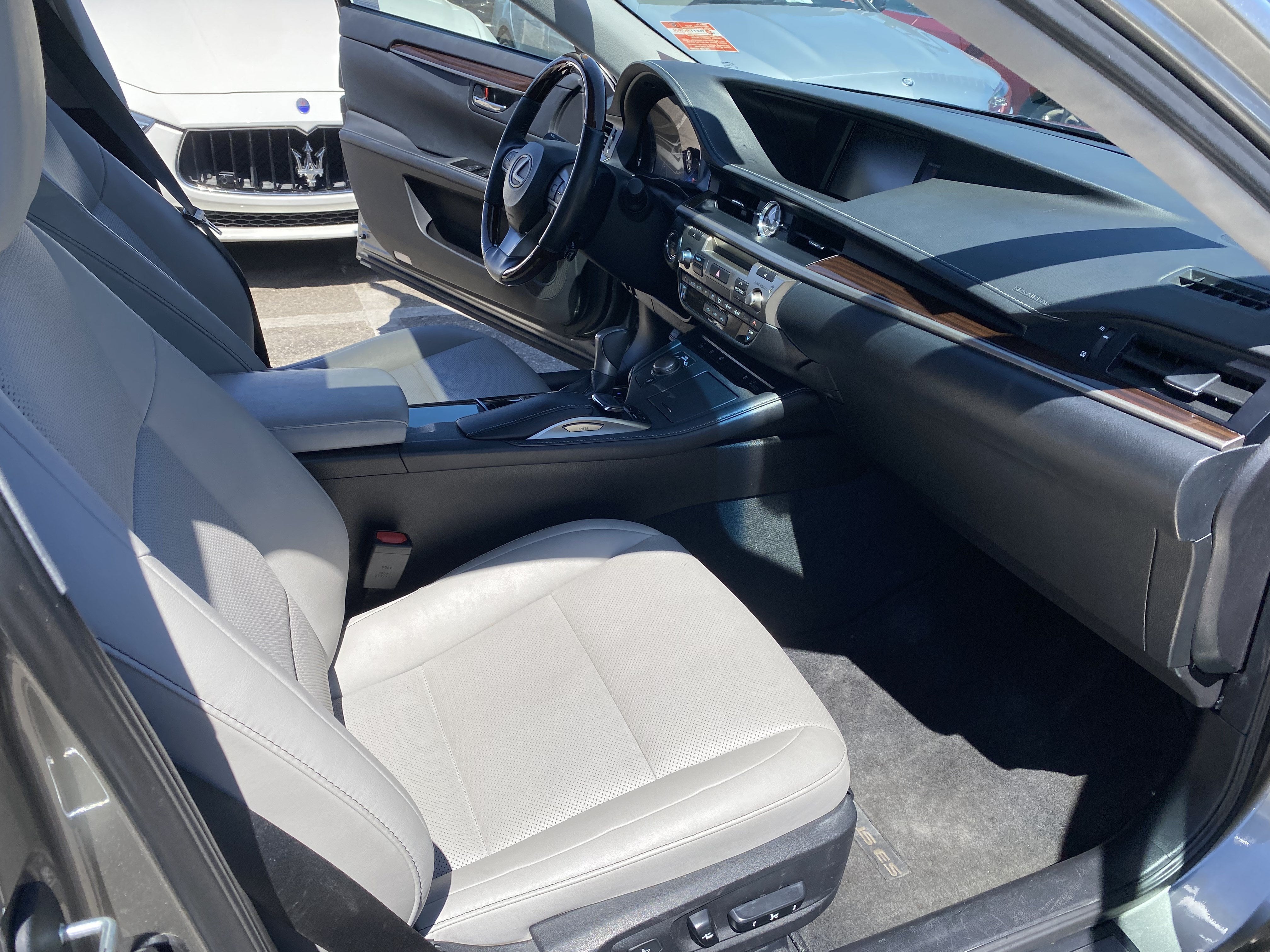 2015 Lexus ES 350 4dr Sdn
