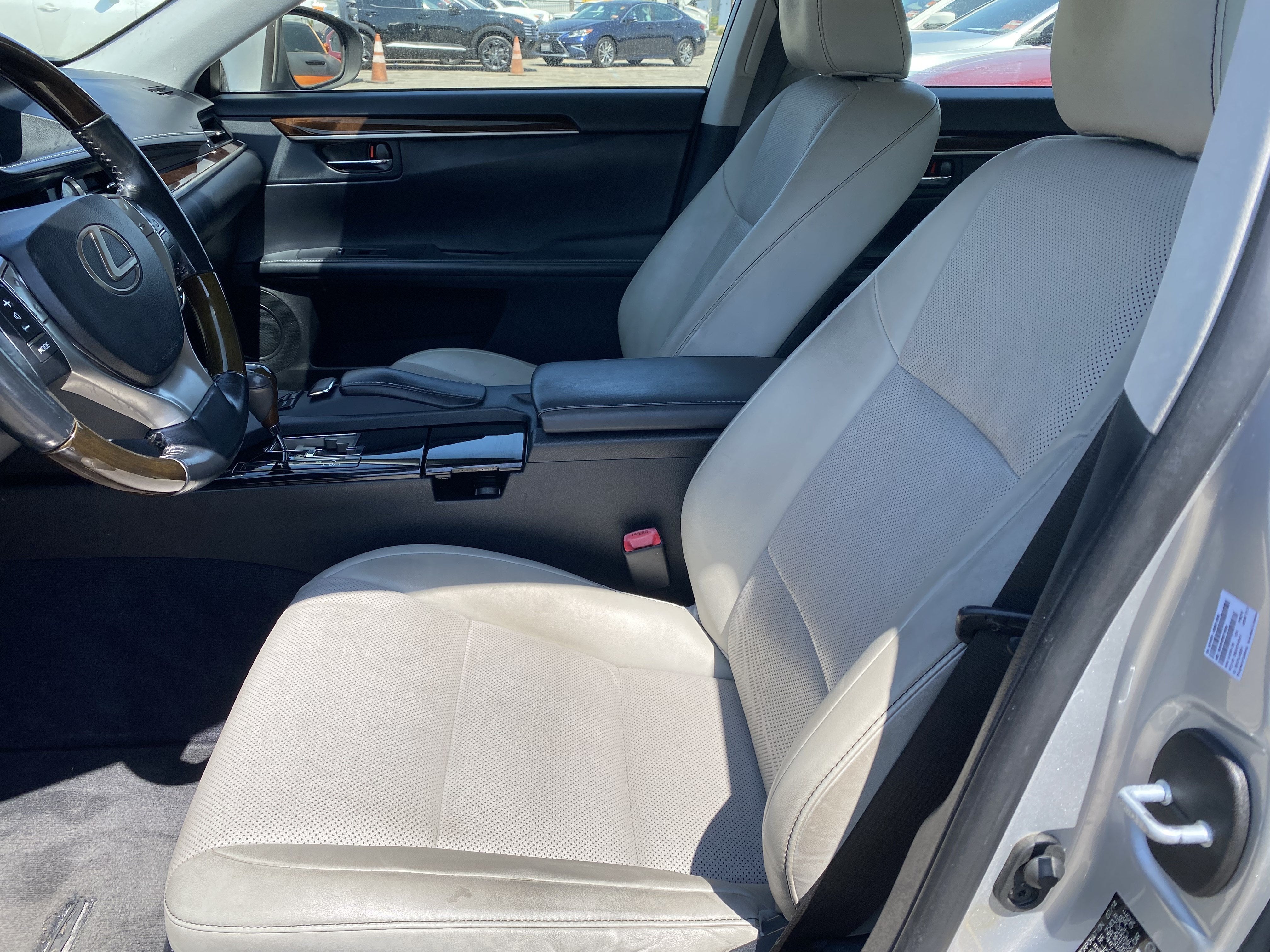 2014 Lexus ES 350 4dr Sdn