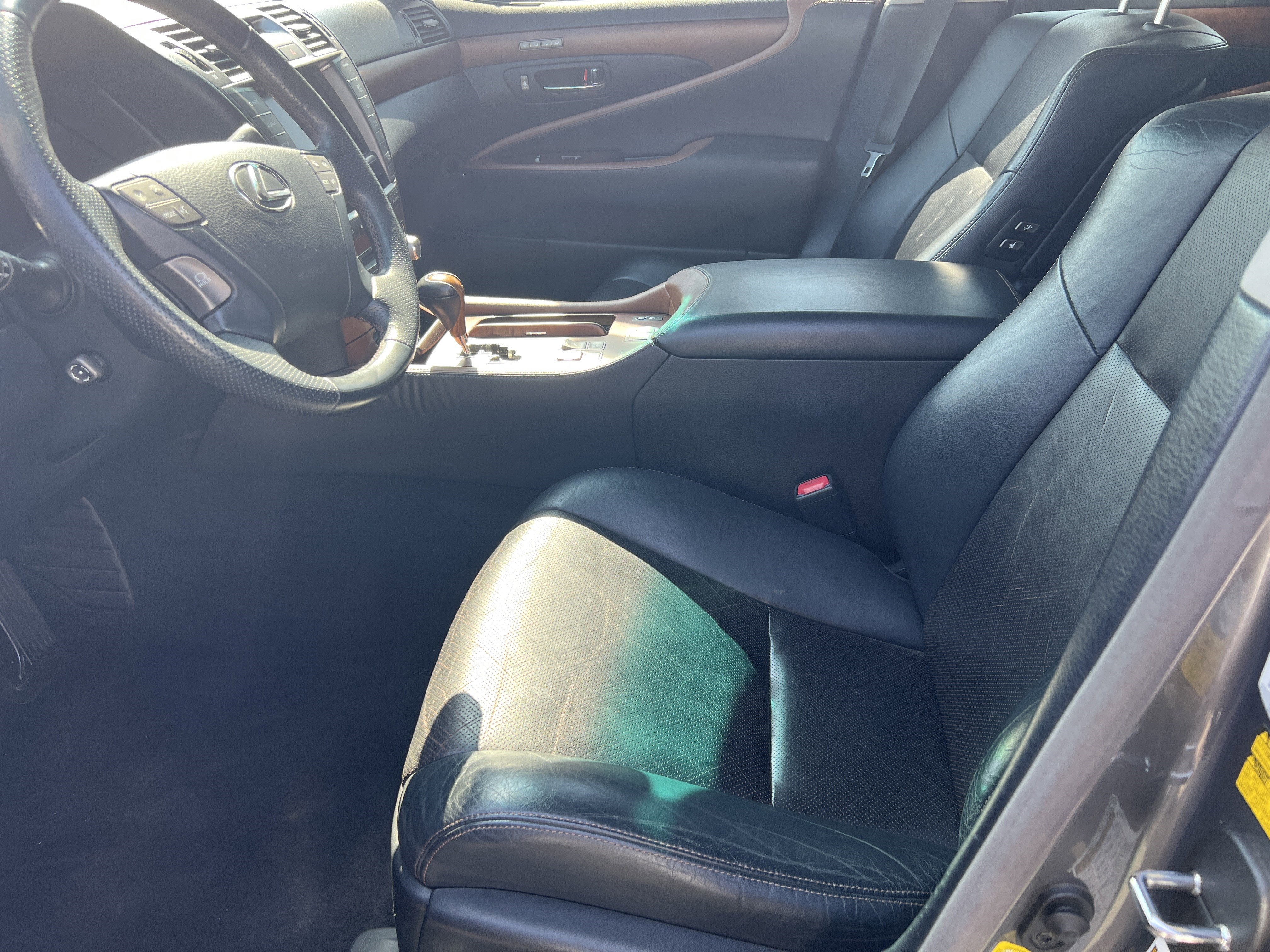 2012 Lexus LS 460 4dr Sdn RWD