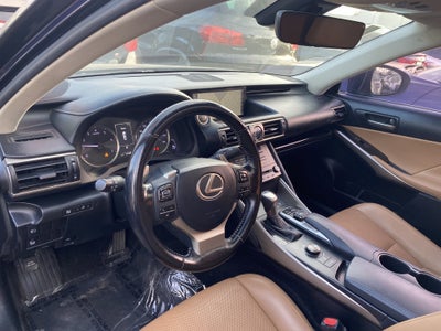 2017 Lexus IS IS 300