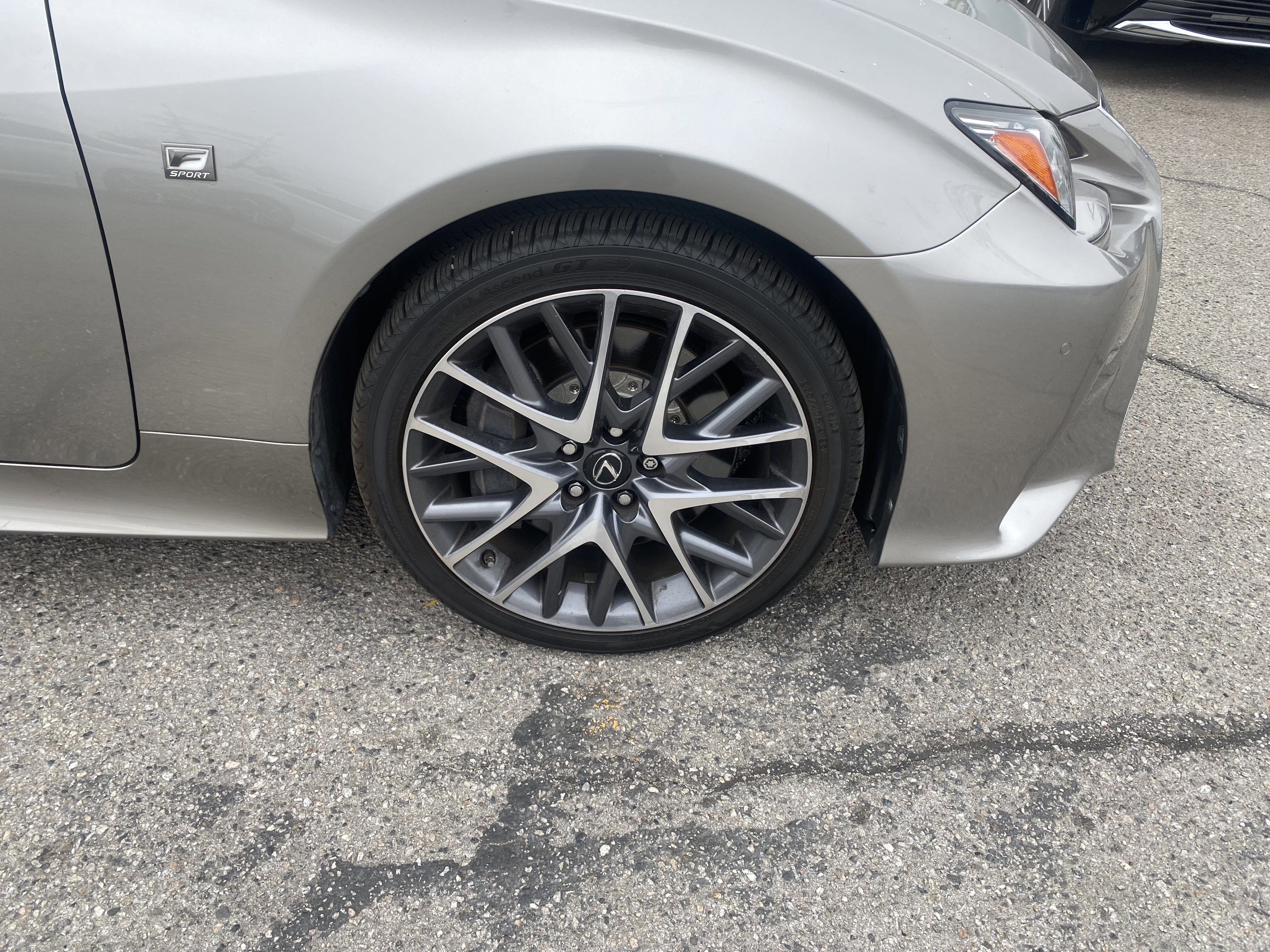 2016 Lexus RC 200t 2dr Cpe