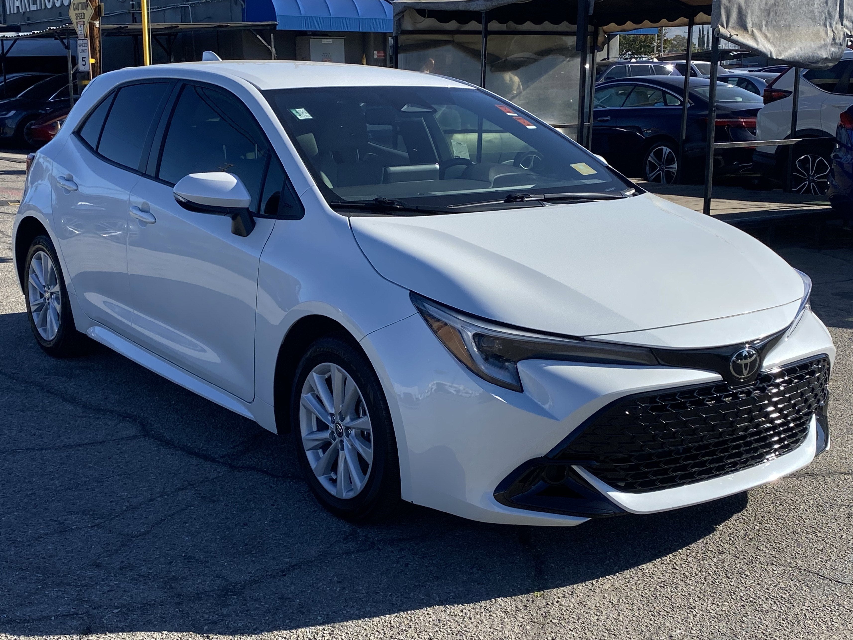 2024 Toyota Corolla Hatchback SE
