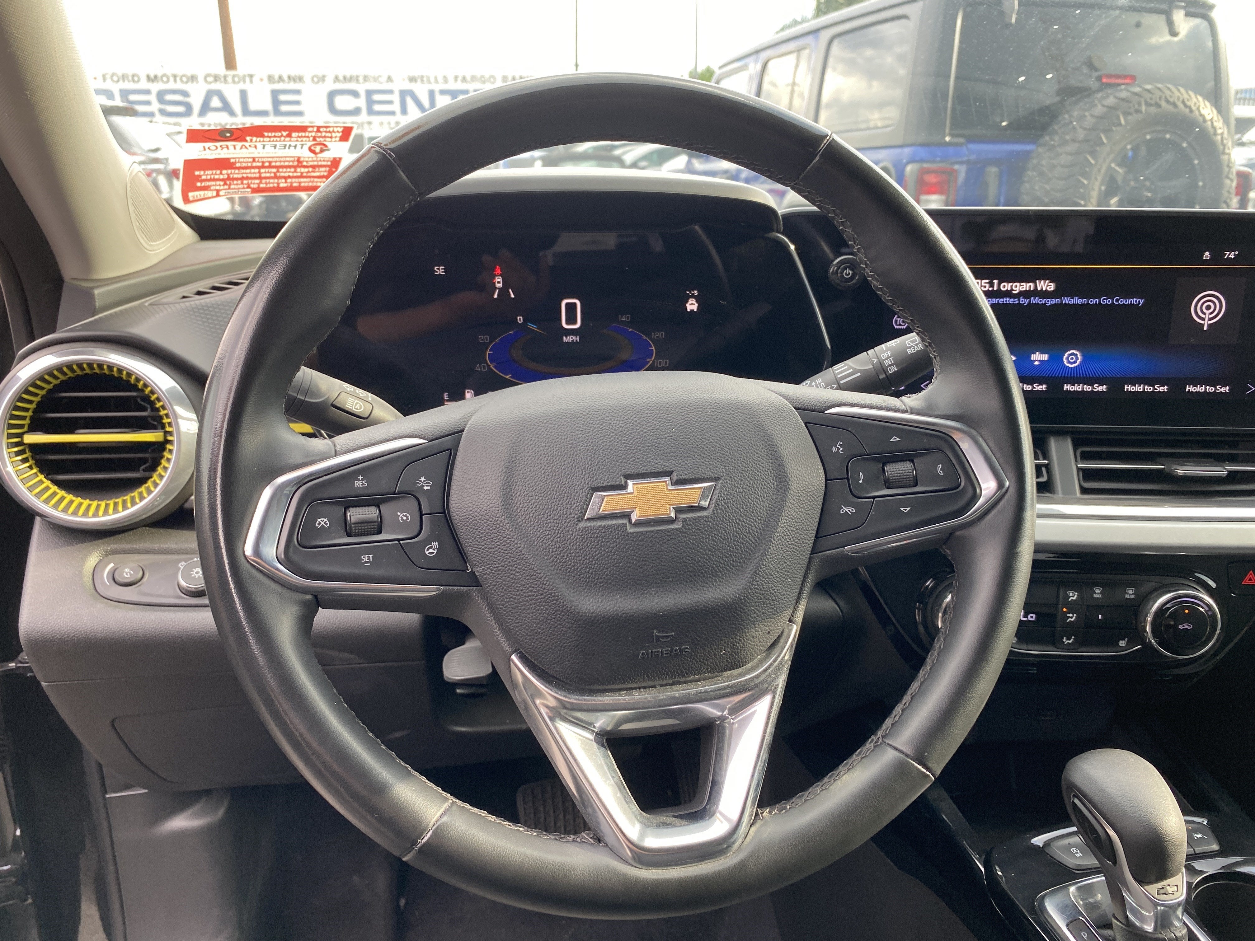 2025 Chevrolet Trax FWD 4DR LT