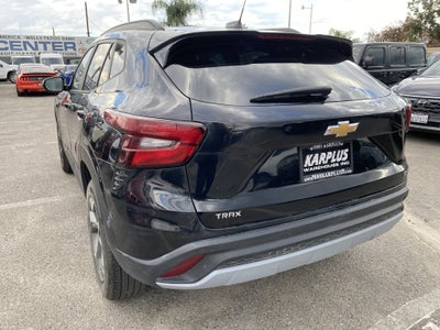 2025 Chevrolet Trax FWD 4DR LT
