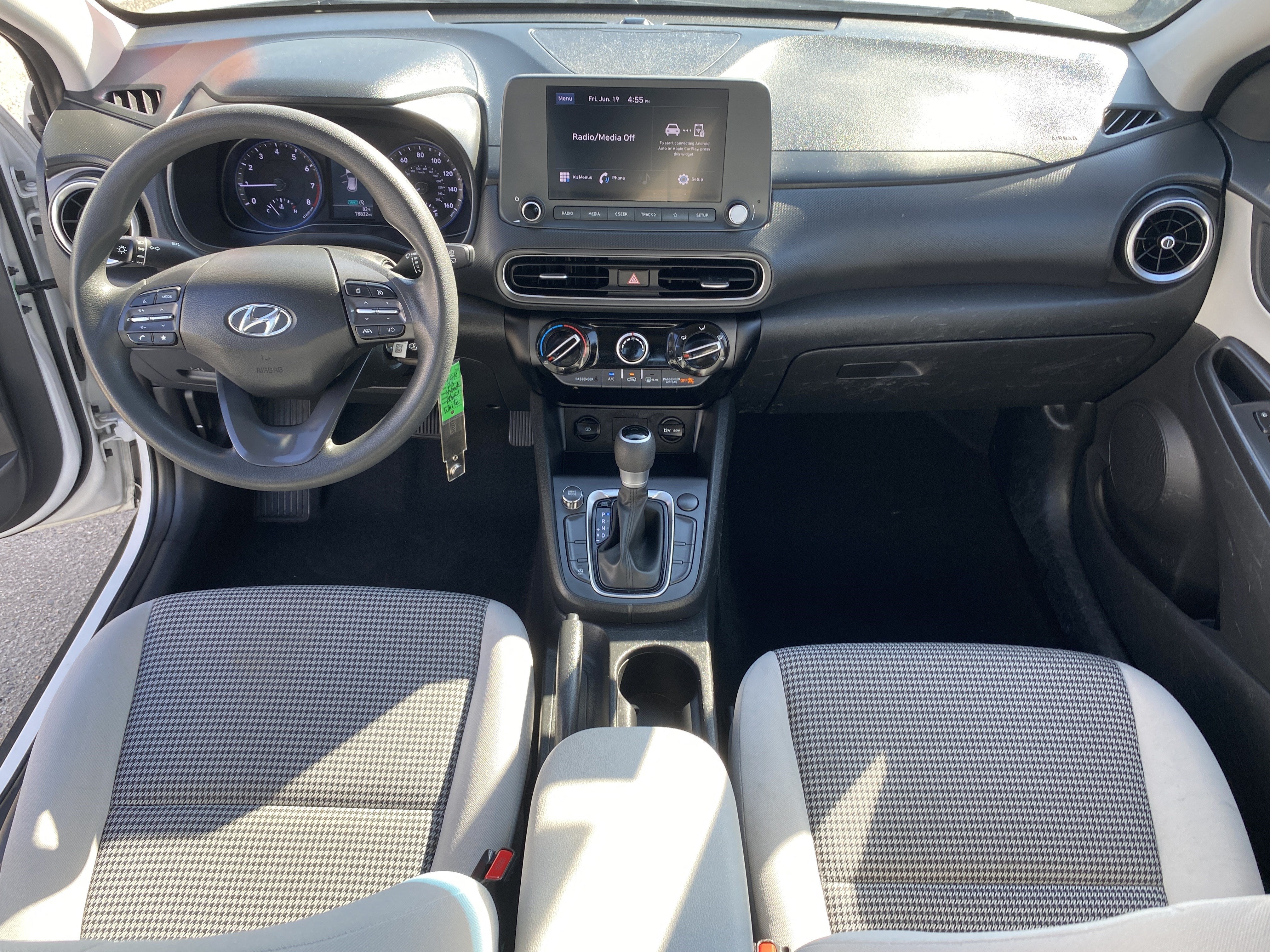 2023 Hyundai Kona SE