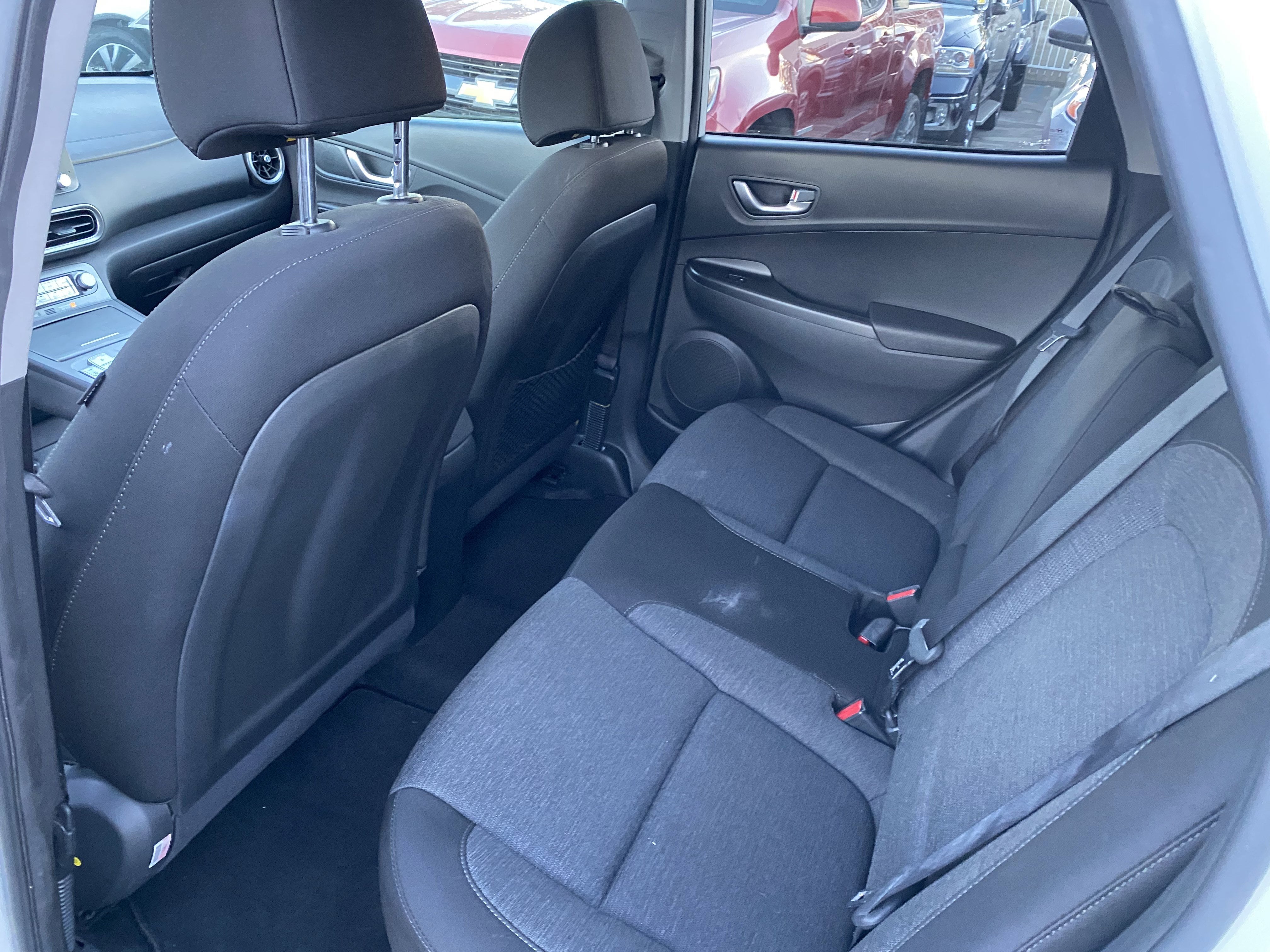 2022 Hyundai Kona Electric SEL