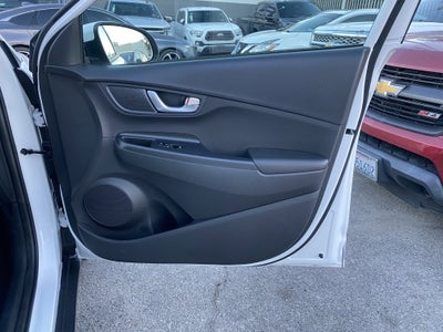 2022 Hyundai Kona Electric SEL