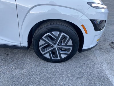 2022 Hyundai Kona Electric SEL