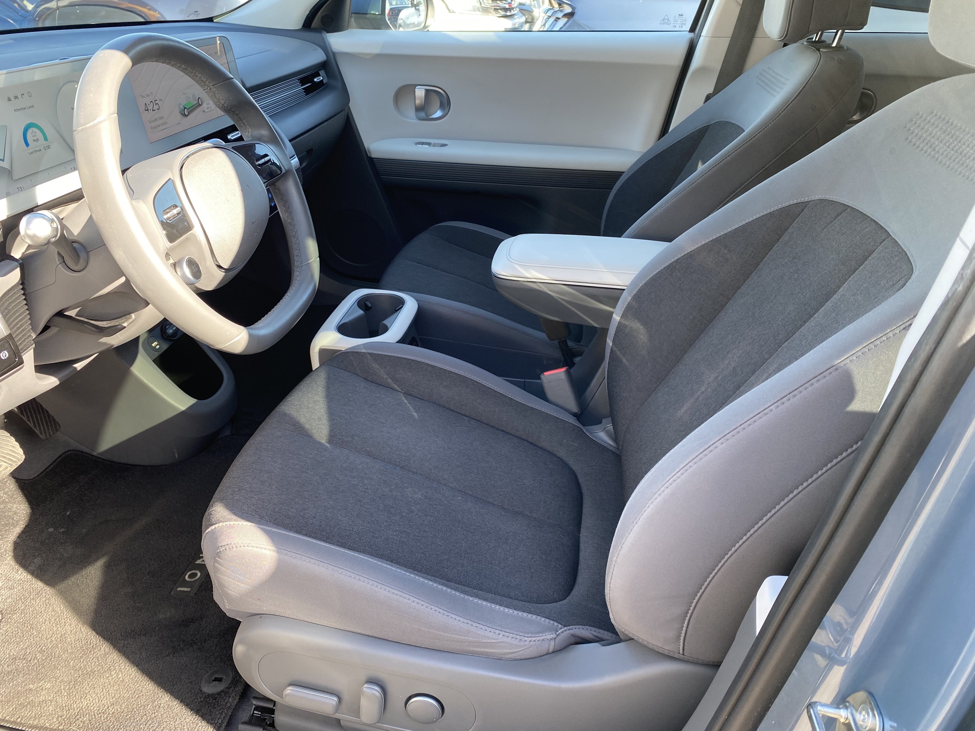2024 Hyundai IONIQ 5 SE