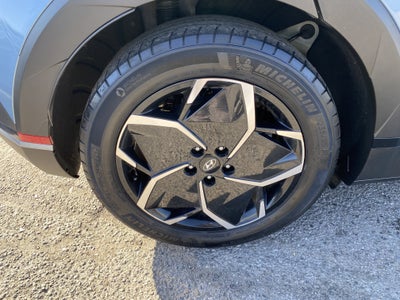 2024 Hyundai IONIQ 5 SE