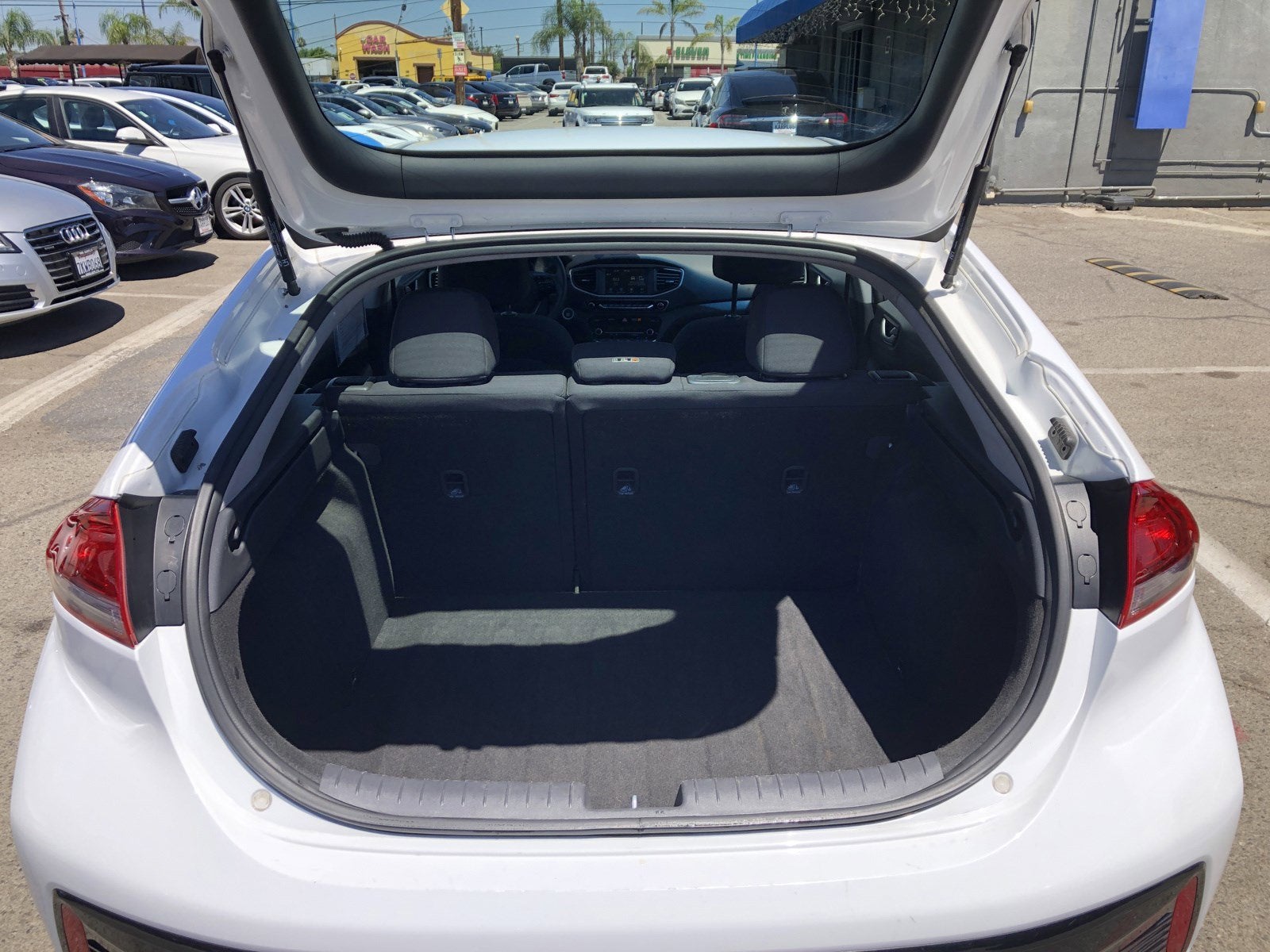 2019 Hyundai Ioniq Hybrid Blue