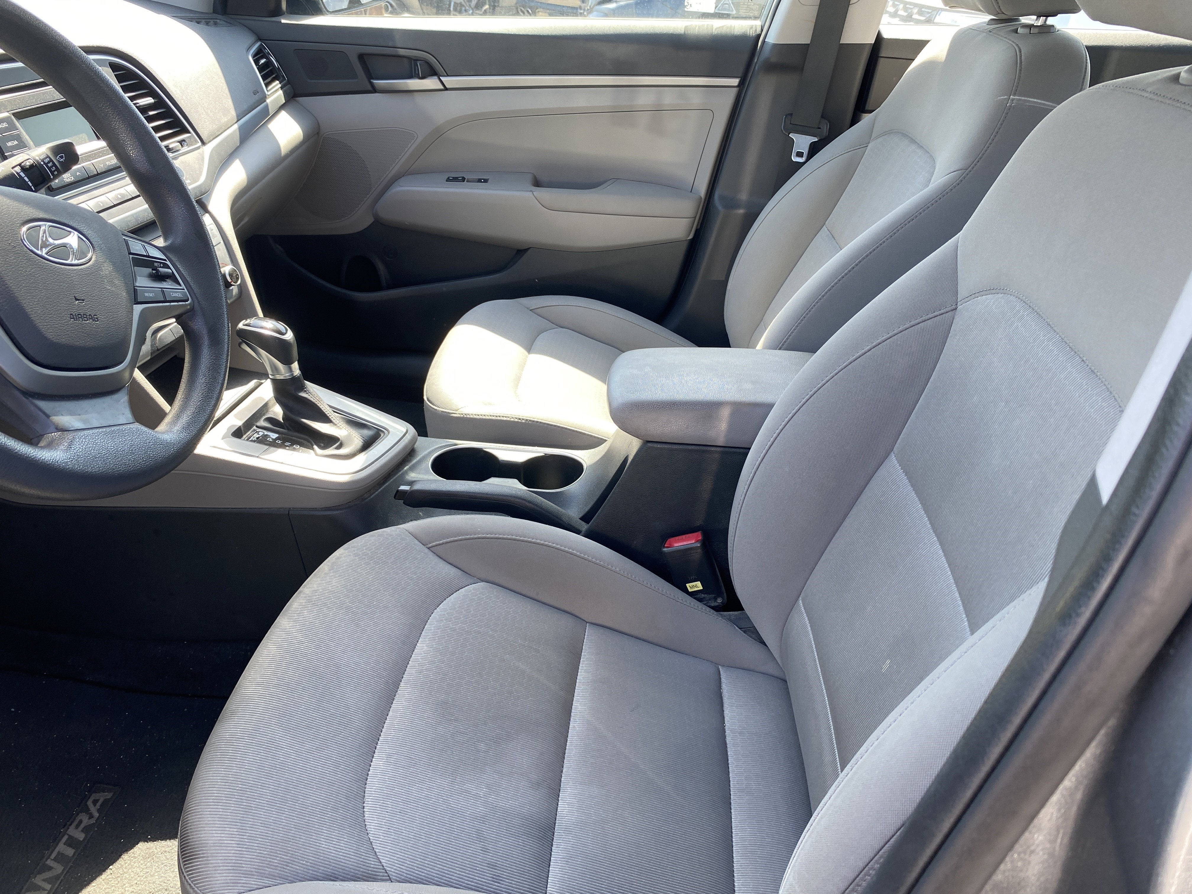 2018 Hyundai Elantra SE 2.0L AUTO (ULSAN)