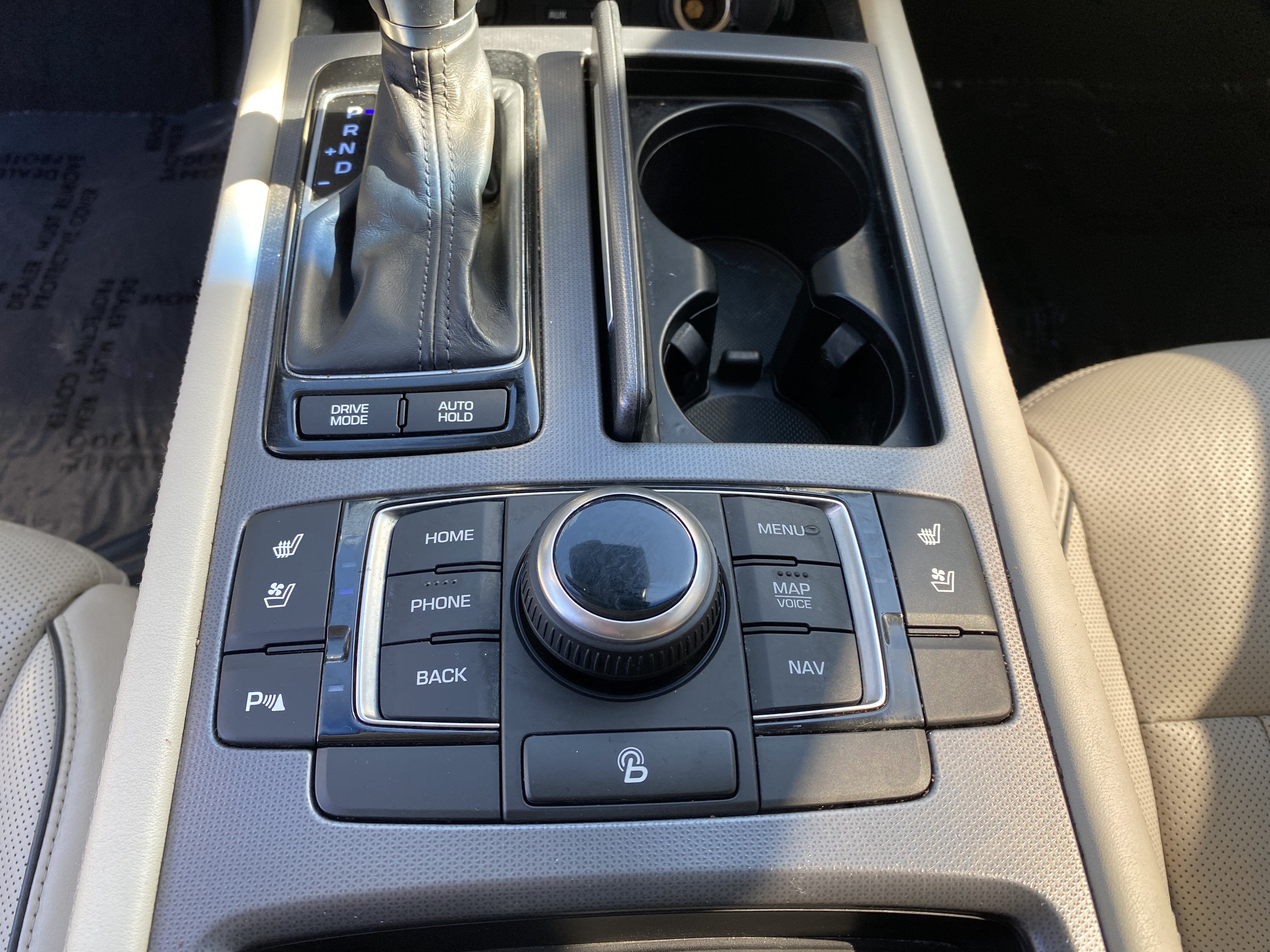 2016 Hyundai Genesis 4DR SDN V6 3.8L RWD