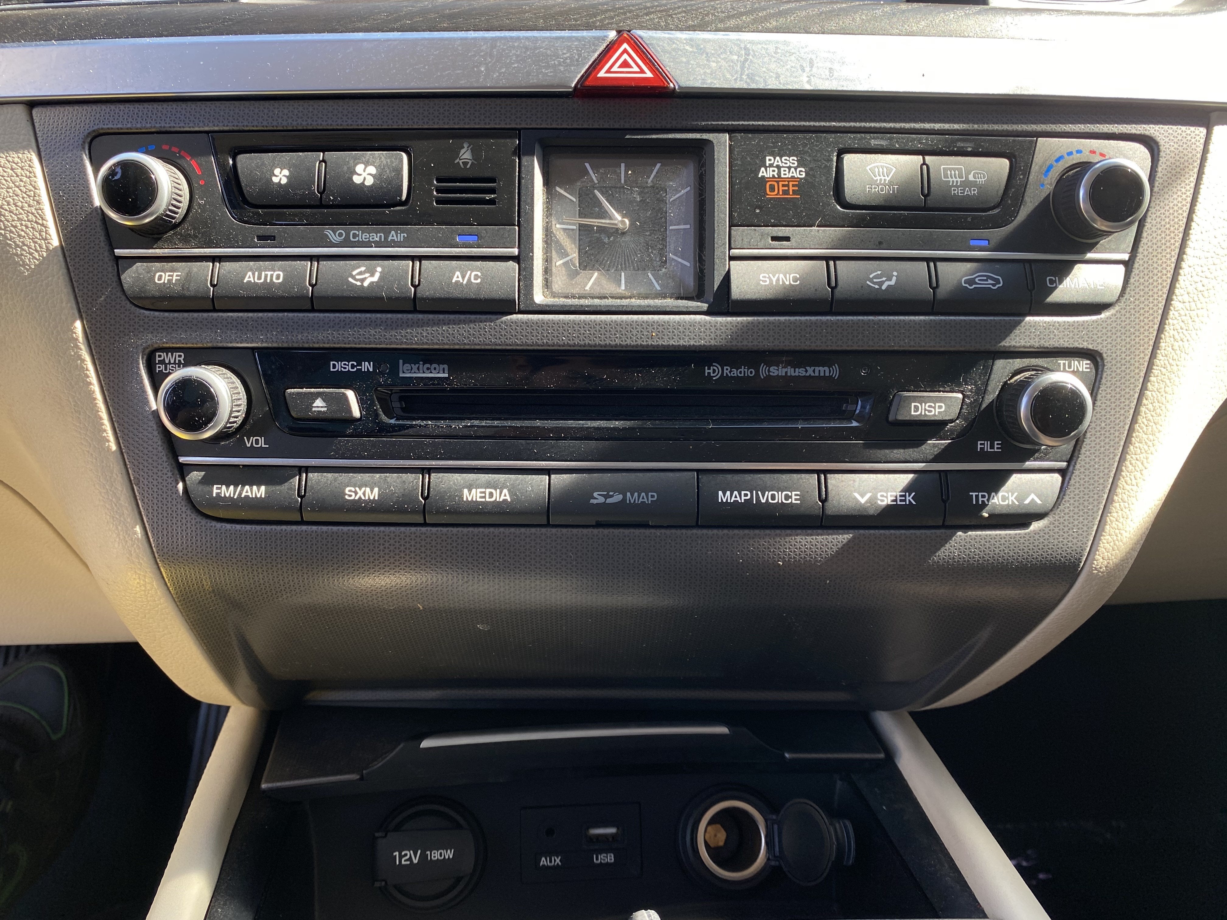 2016 Hyundai Genesis 4DR SDN V6 3.8L RWD
