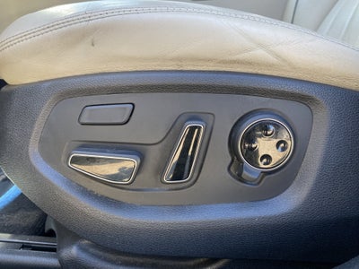 2016 Hyundai Genesis 4DR SDN V6 3.8L RWD