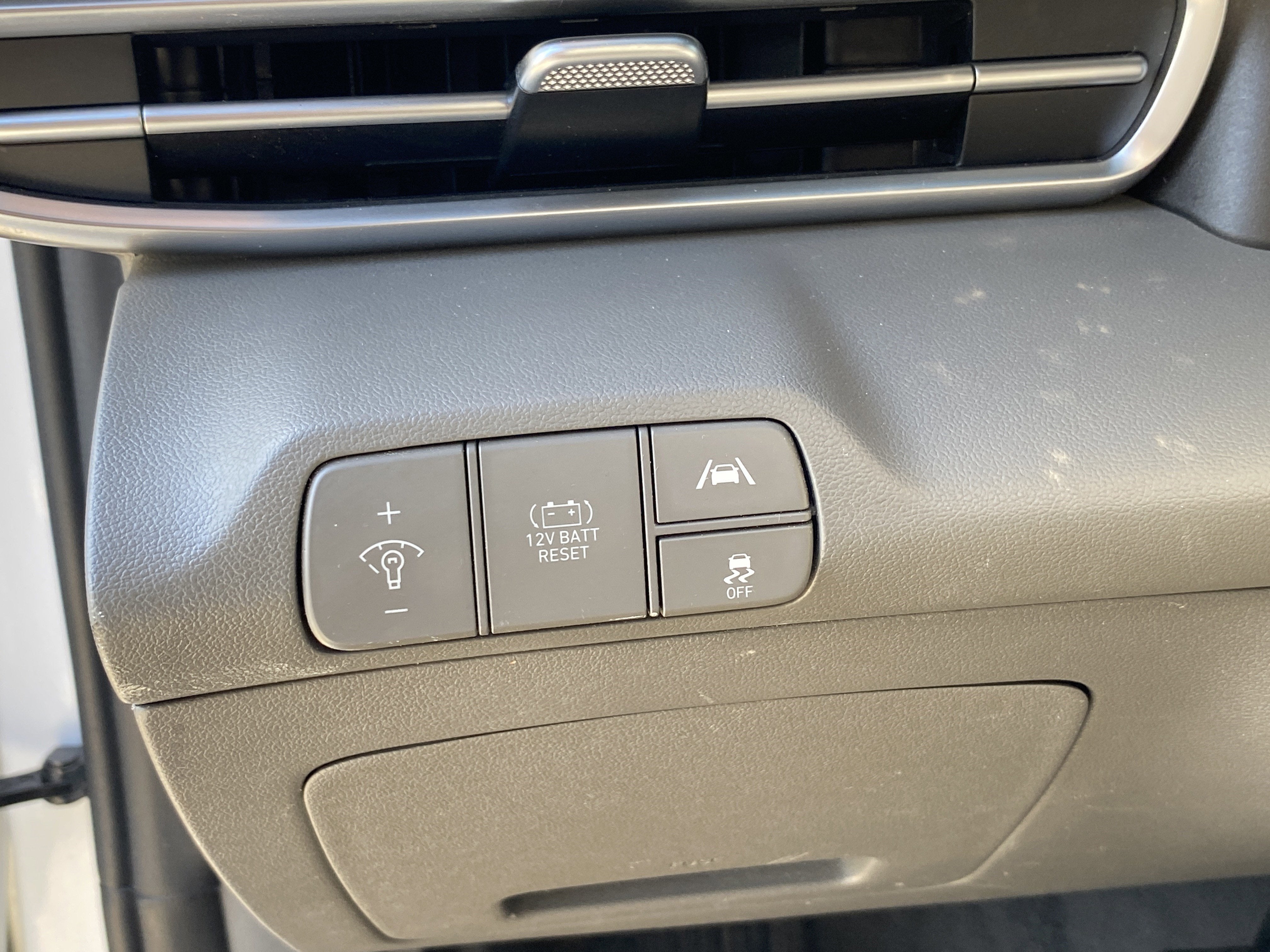 2023 Hyundai Elantra Hybrid Blue