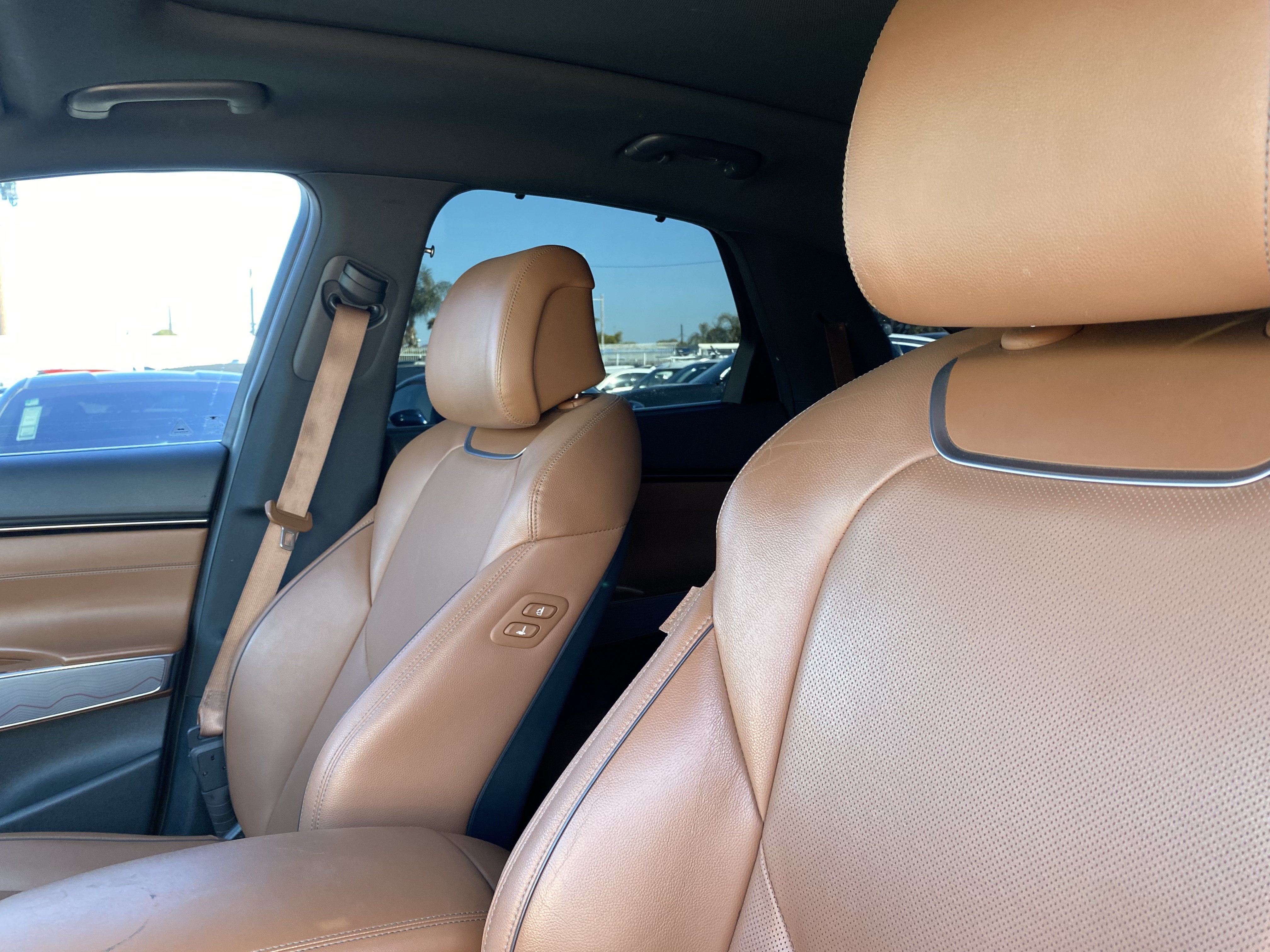2022 Genesis GV70 2.5T