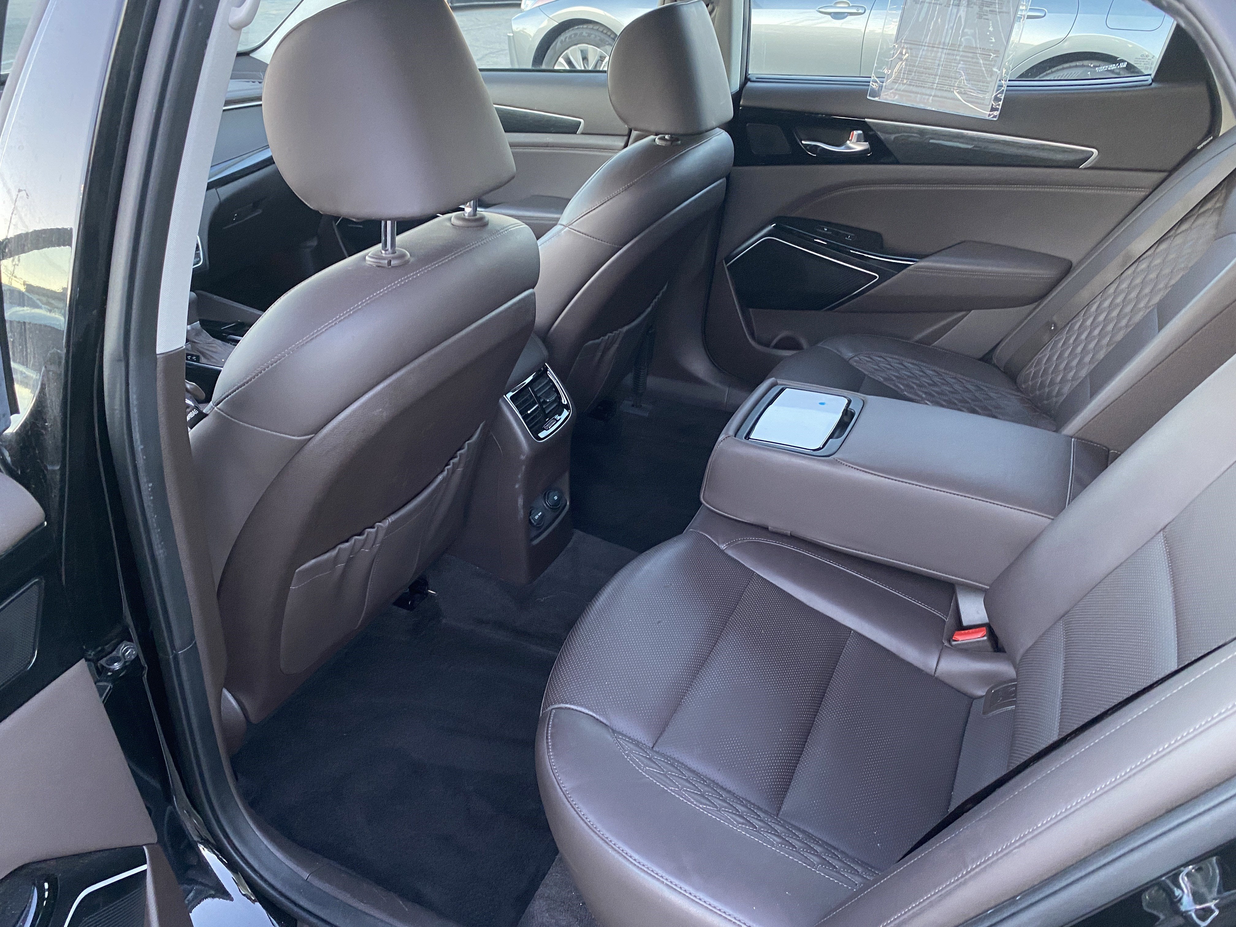 2017 Kia Cadenza Limited