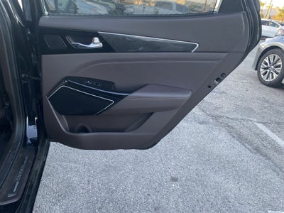 2017 Kia Cadenza Limited