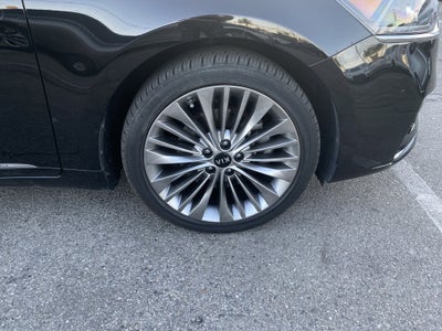 2017 Kia Cadenza Limited