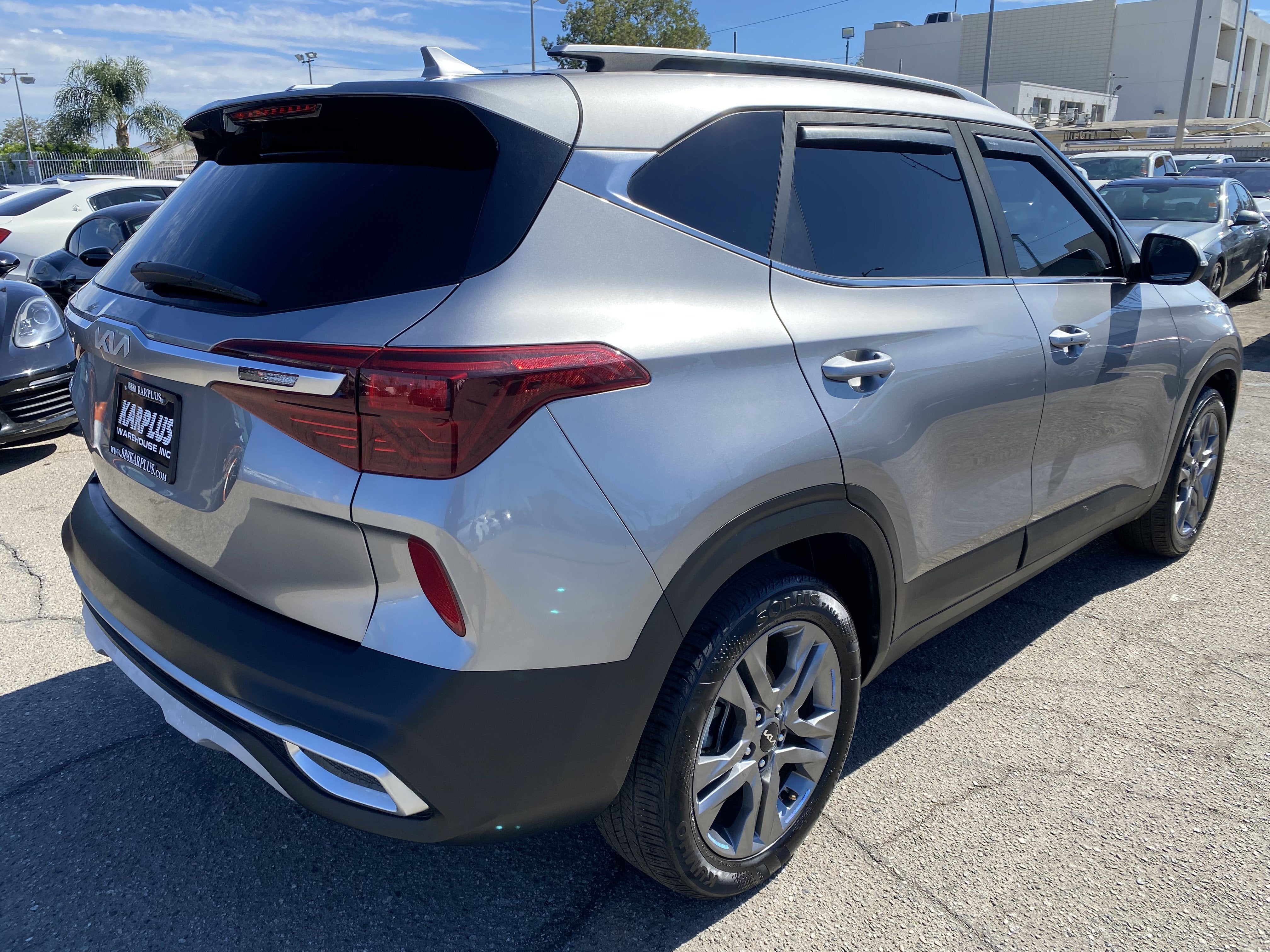 2023 Kia Seltos S IVT FWD