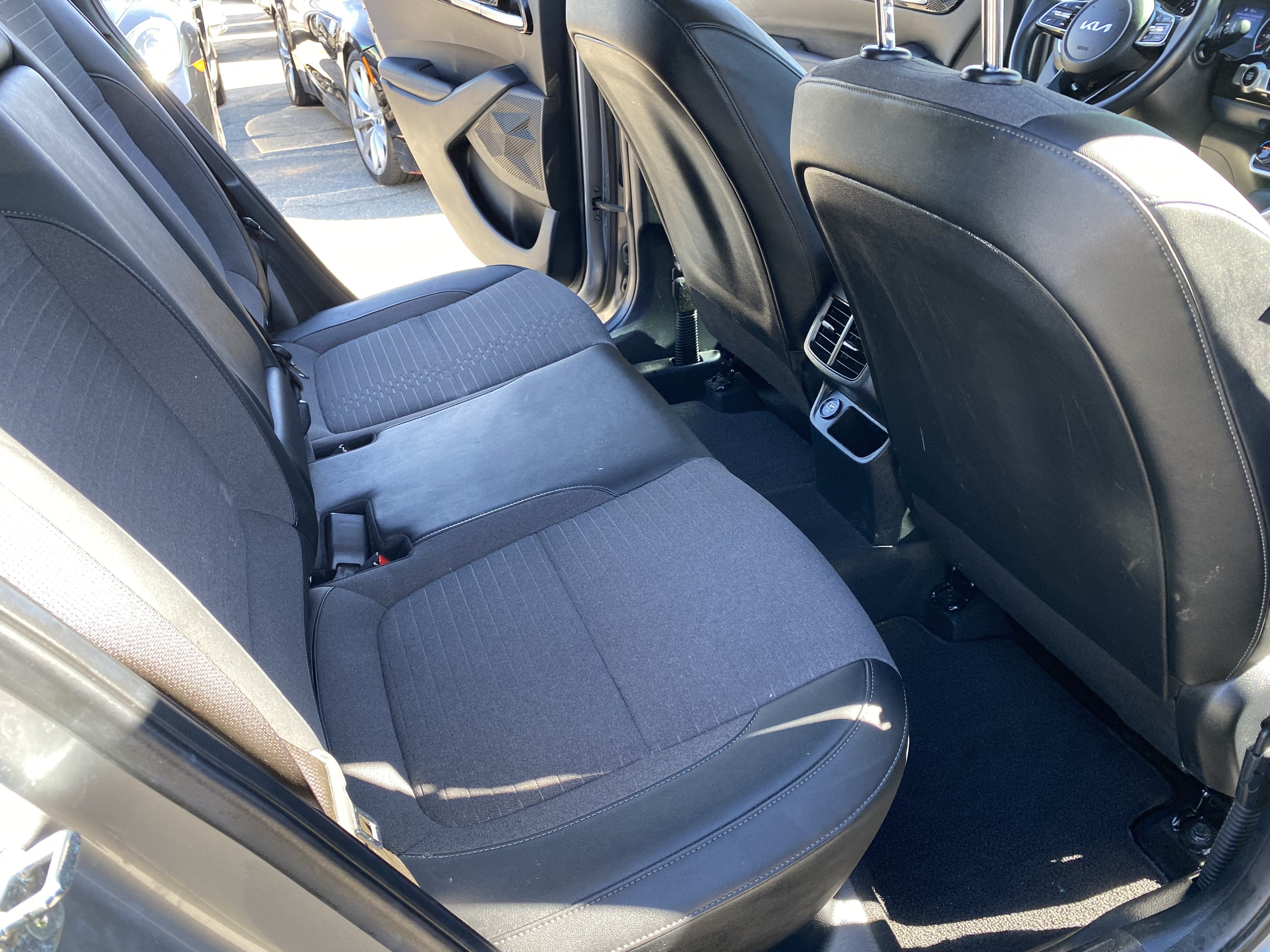 2023 Kia Seltos S IVT FWD