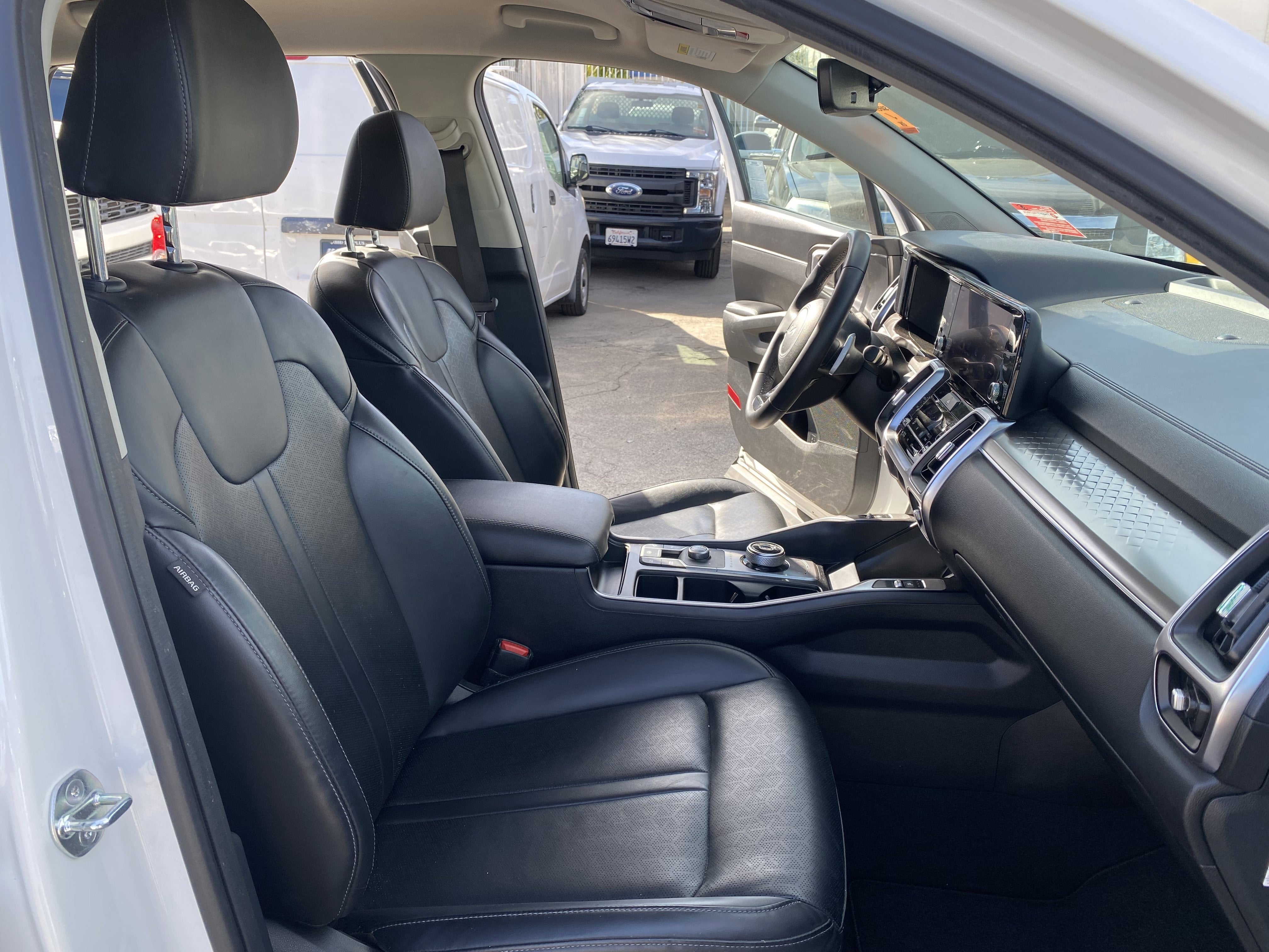 2023 Kia Sorento Hybrid EX