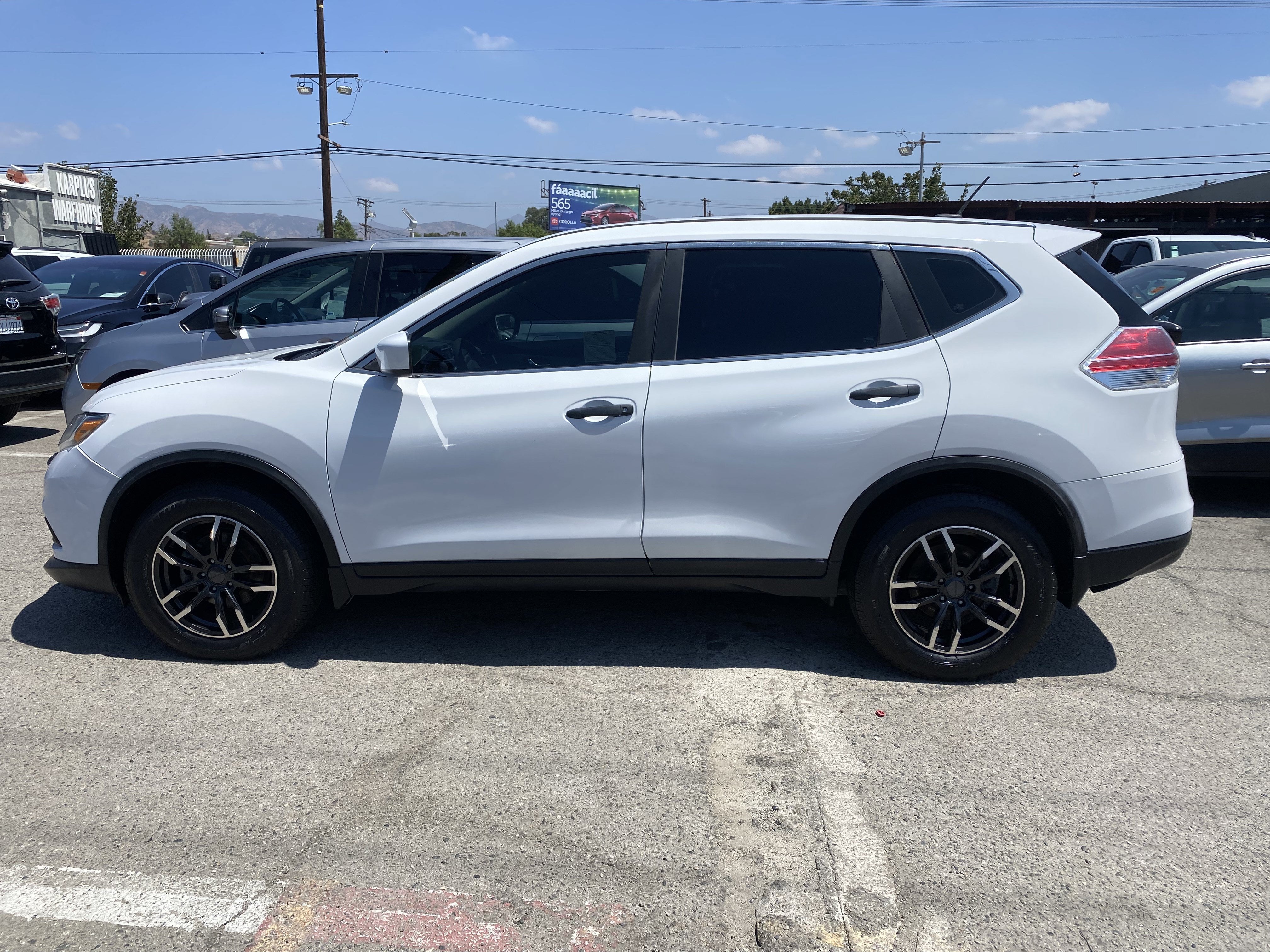 2016 Nissan Rogue S