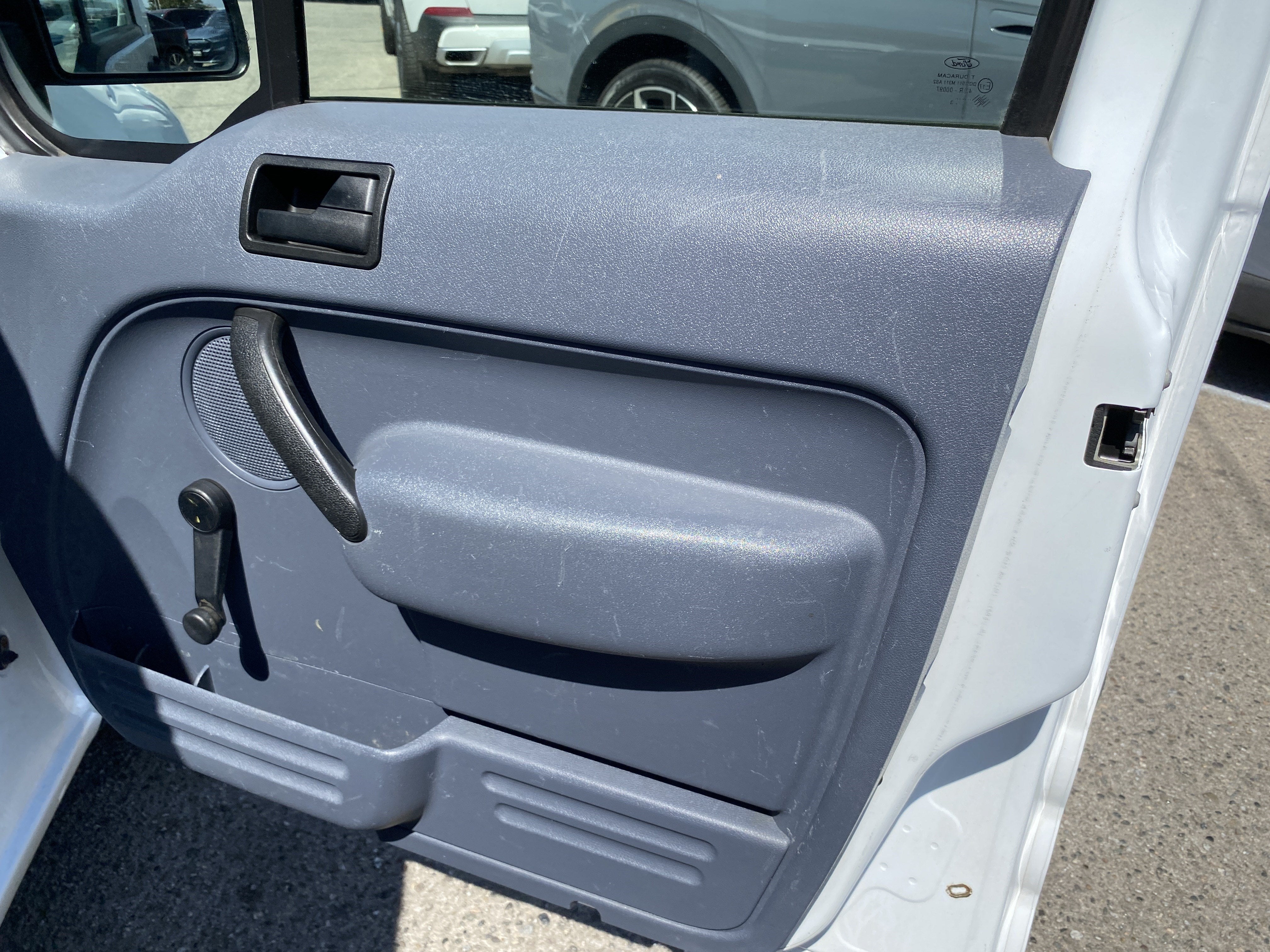 2013 Ford Transit Connect 114.6 XL W/O SIDE OR REA