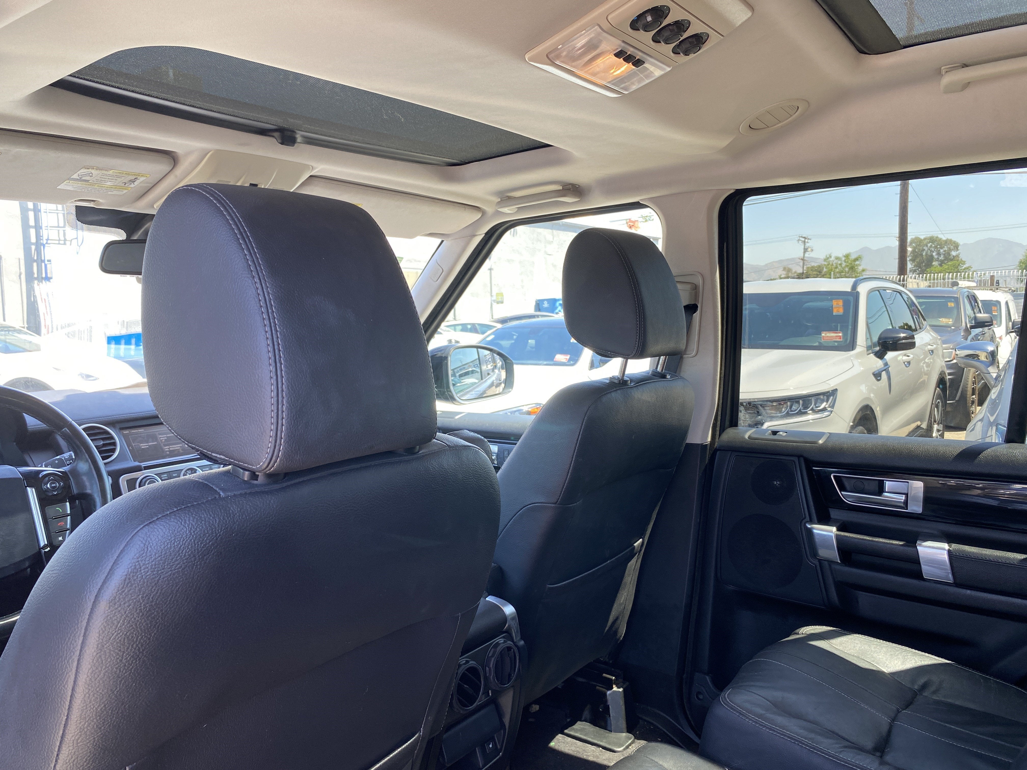 2016 Land Rover LR4 HSE Silver Edition