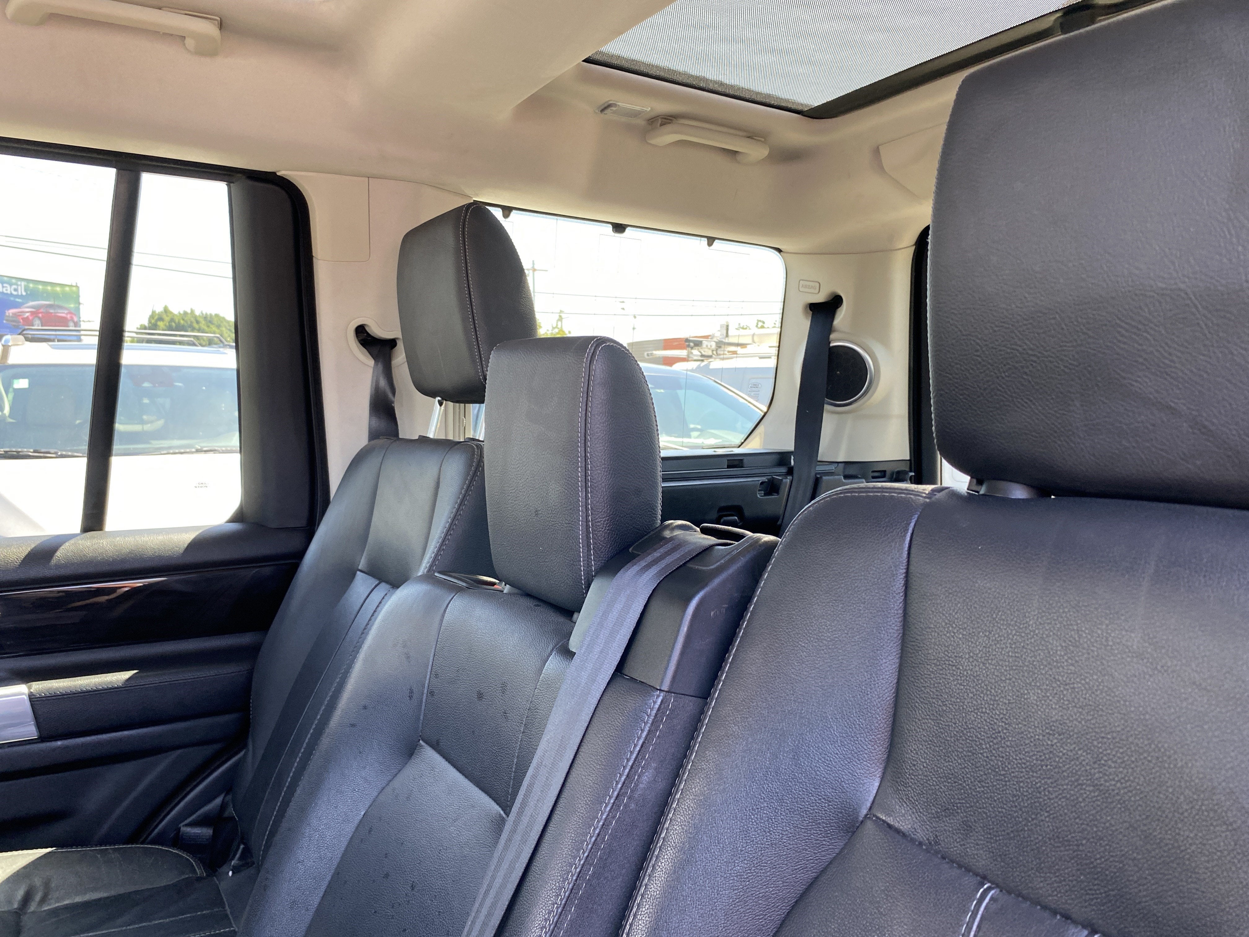 2016 Land Rover LR4 HSE Silver Edition