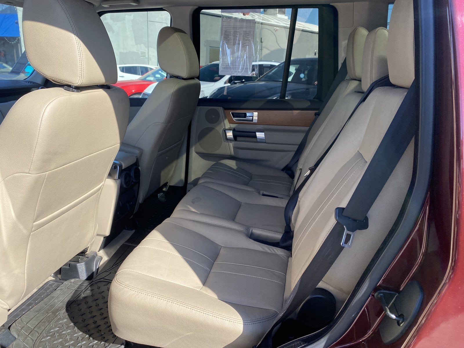 2016 Land Rover LR4 HSE Silver Edition