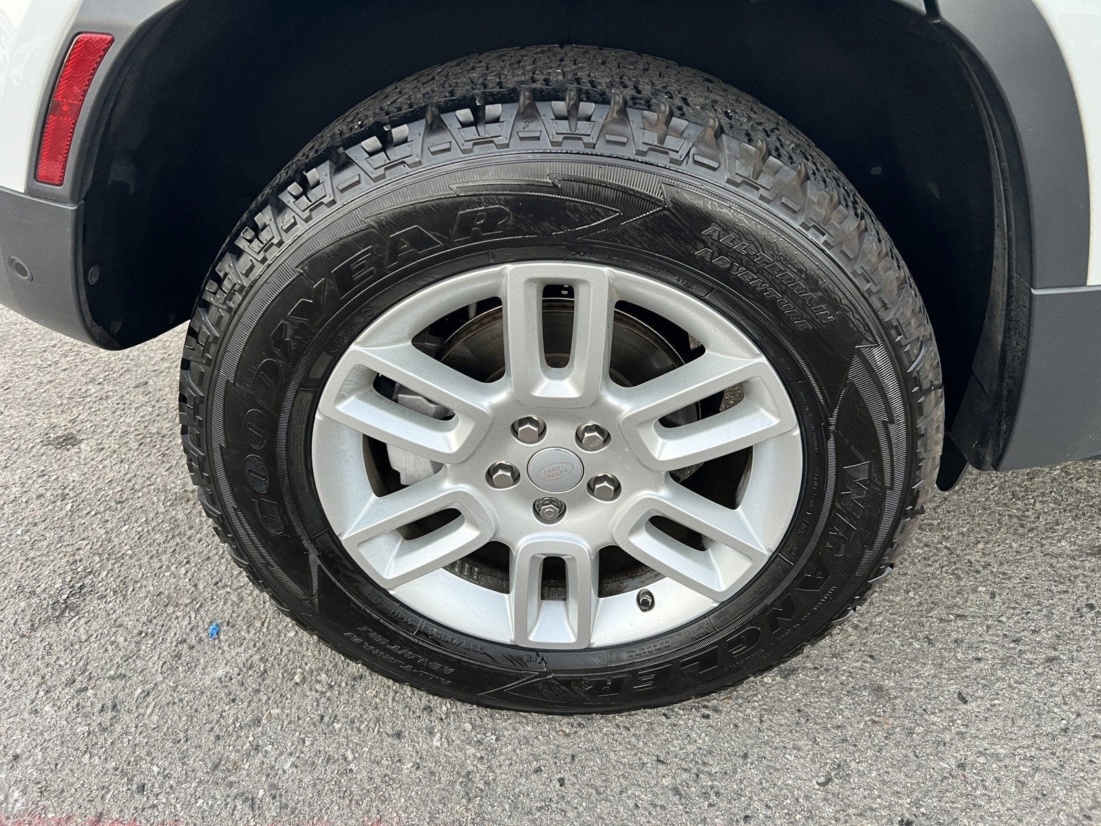 2020 Land Rover Defender S