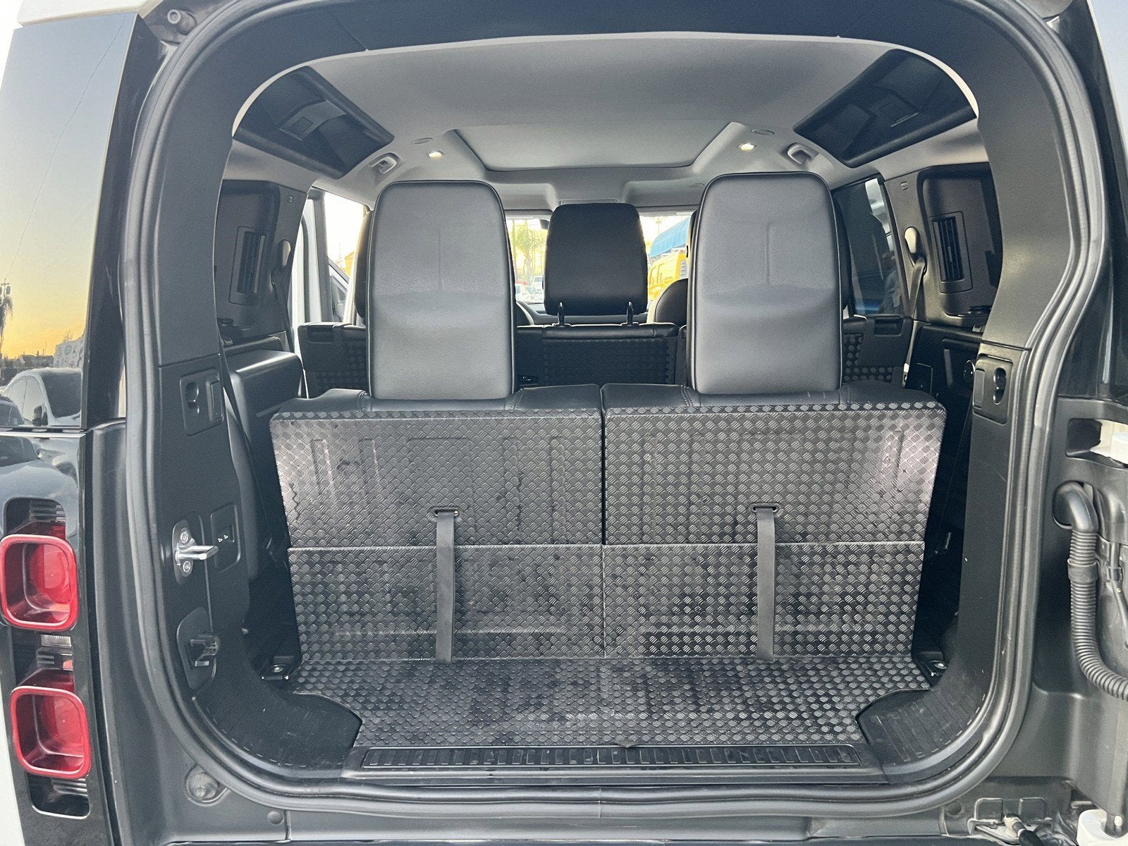 2020 Land Rover Defender S