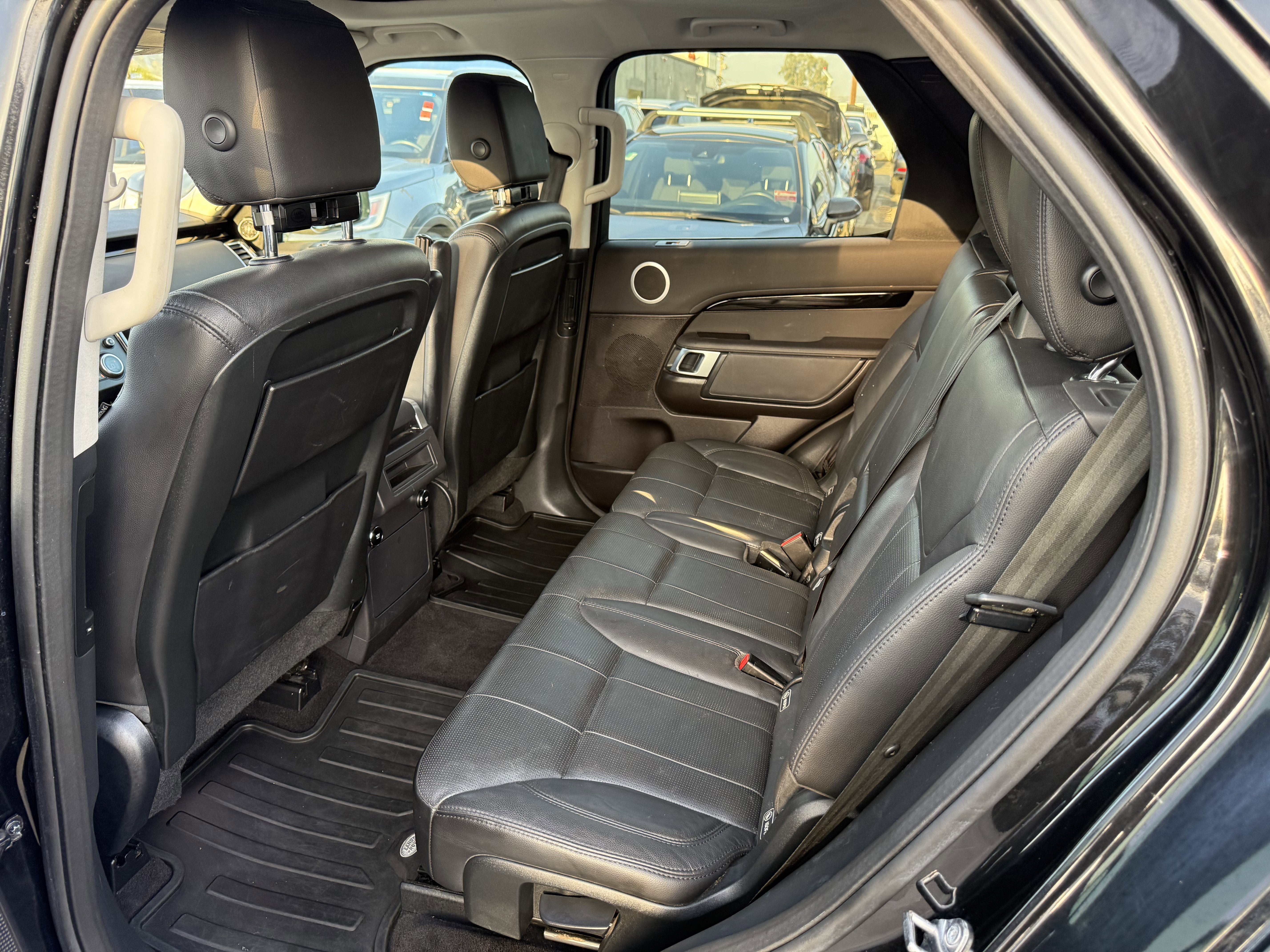 2018 Land Rover Discovery SE