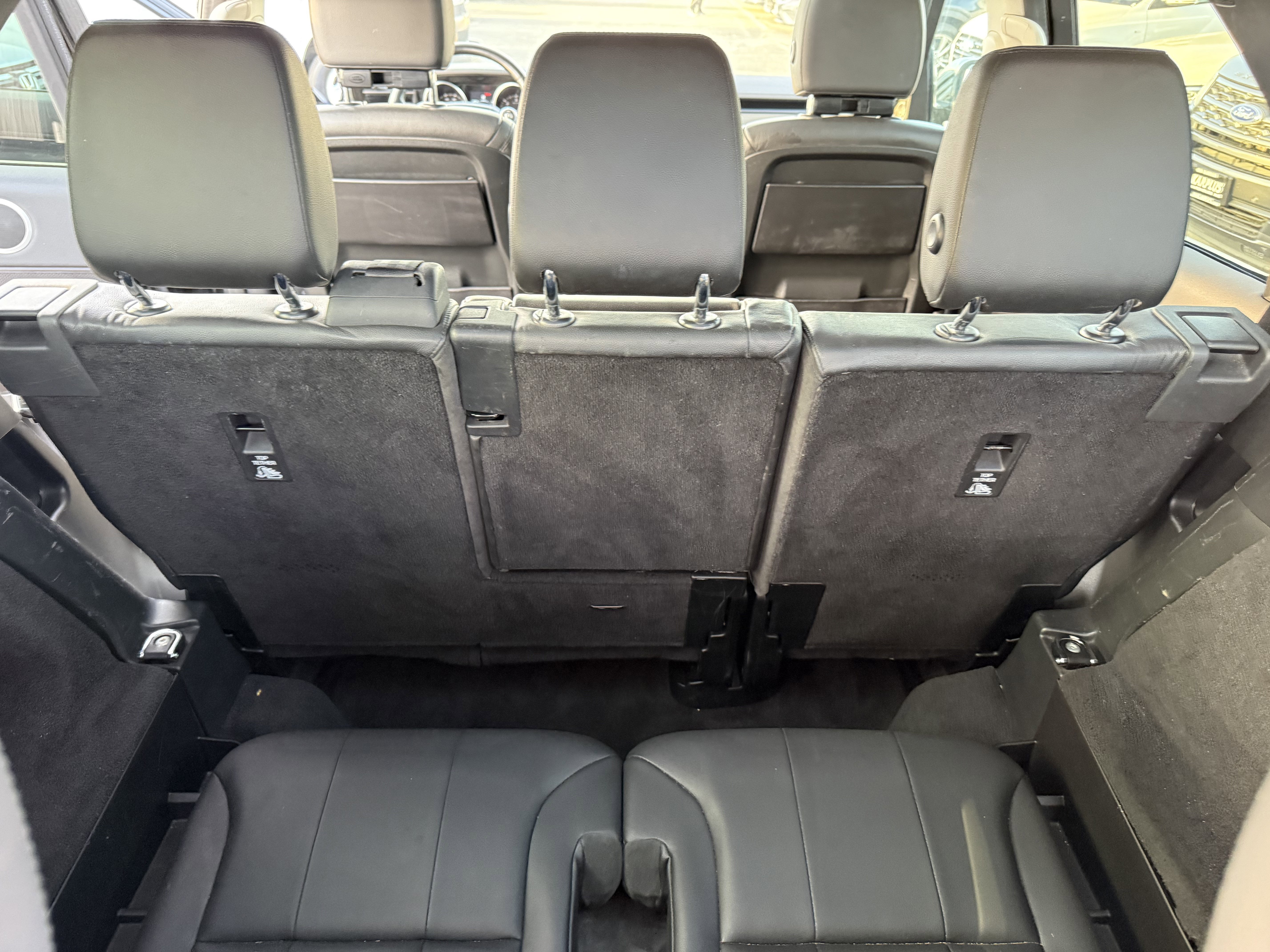 2018 Land Rover Discovery SE