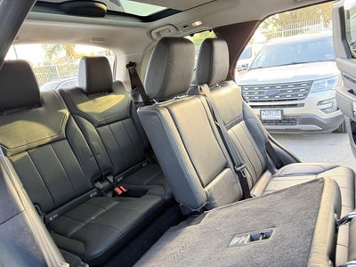 2018 Land Rover Discovery SE