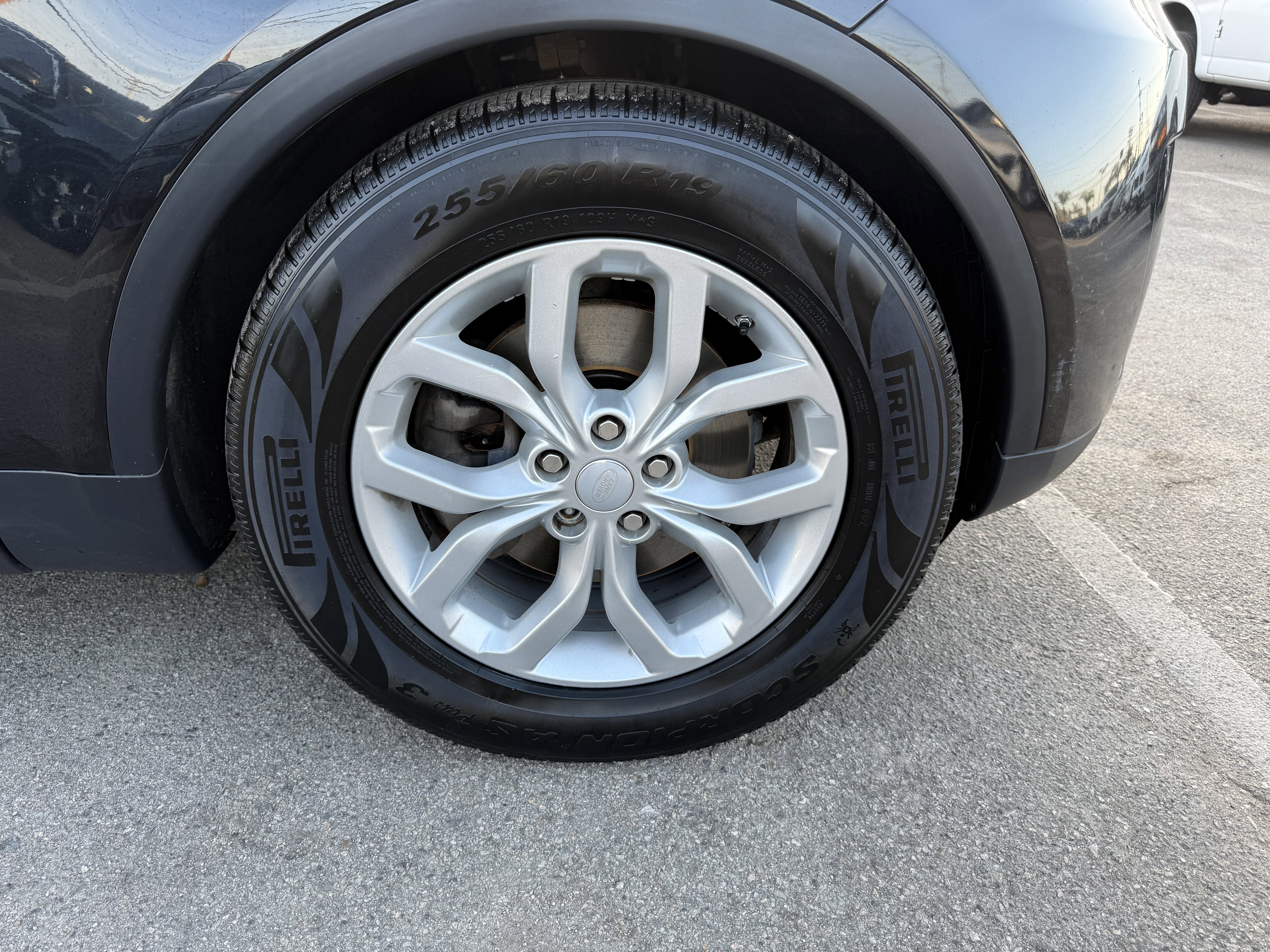 2018 Land Rover Discovery SE