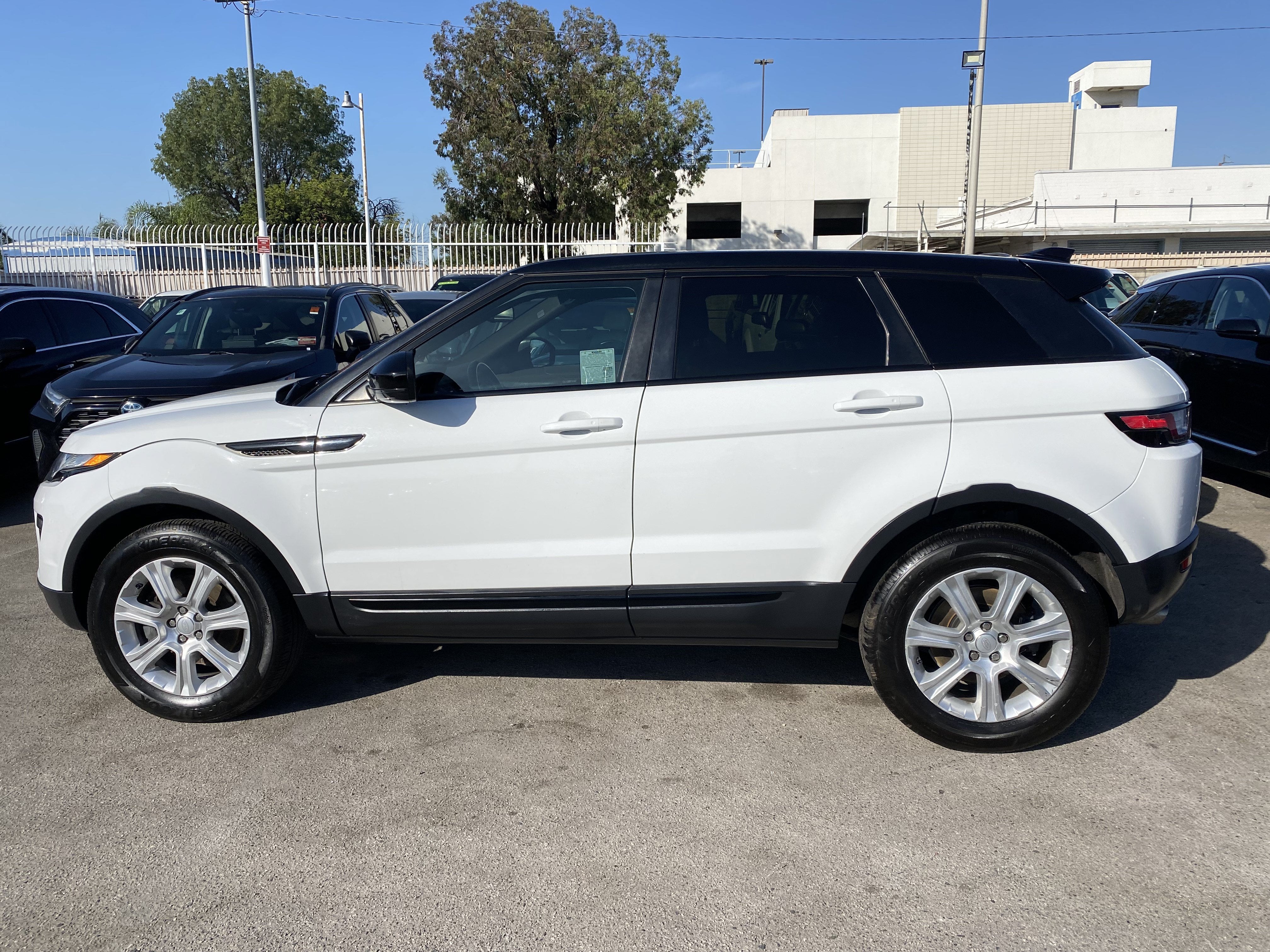 2018 Land Rover Range Rover Evoque SE Premium