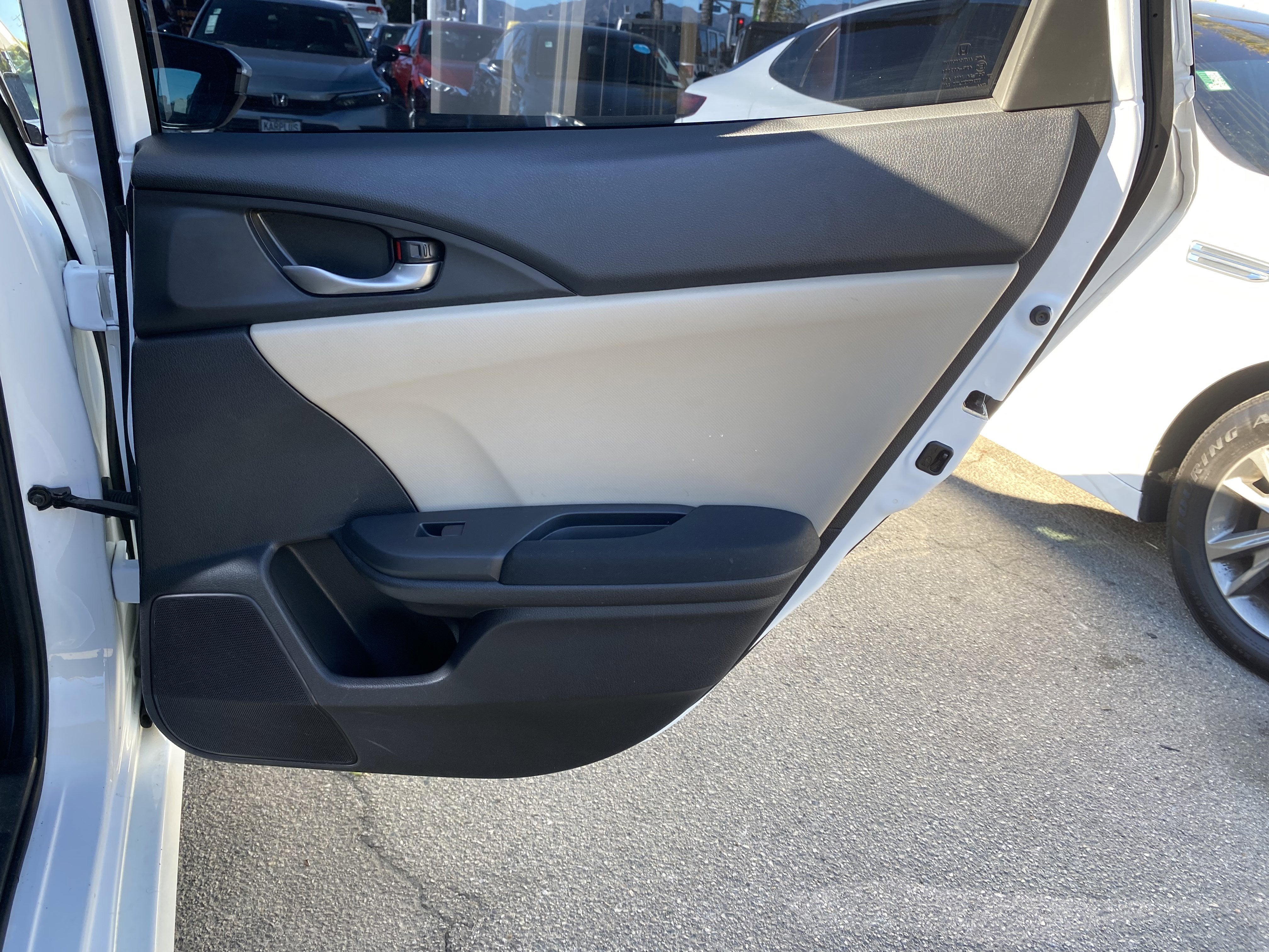 2018 Honda Civic Hatchback LX