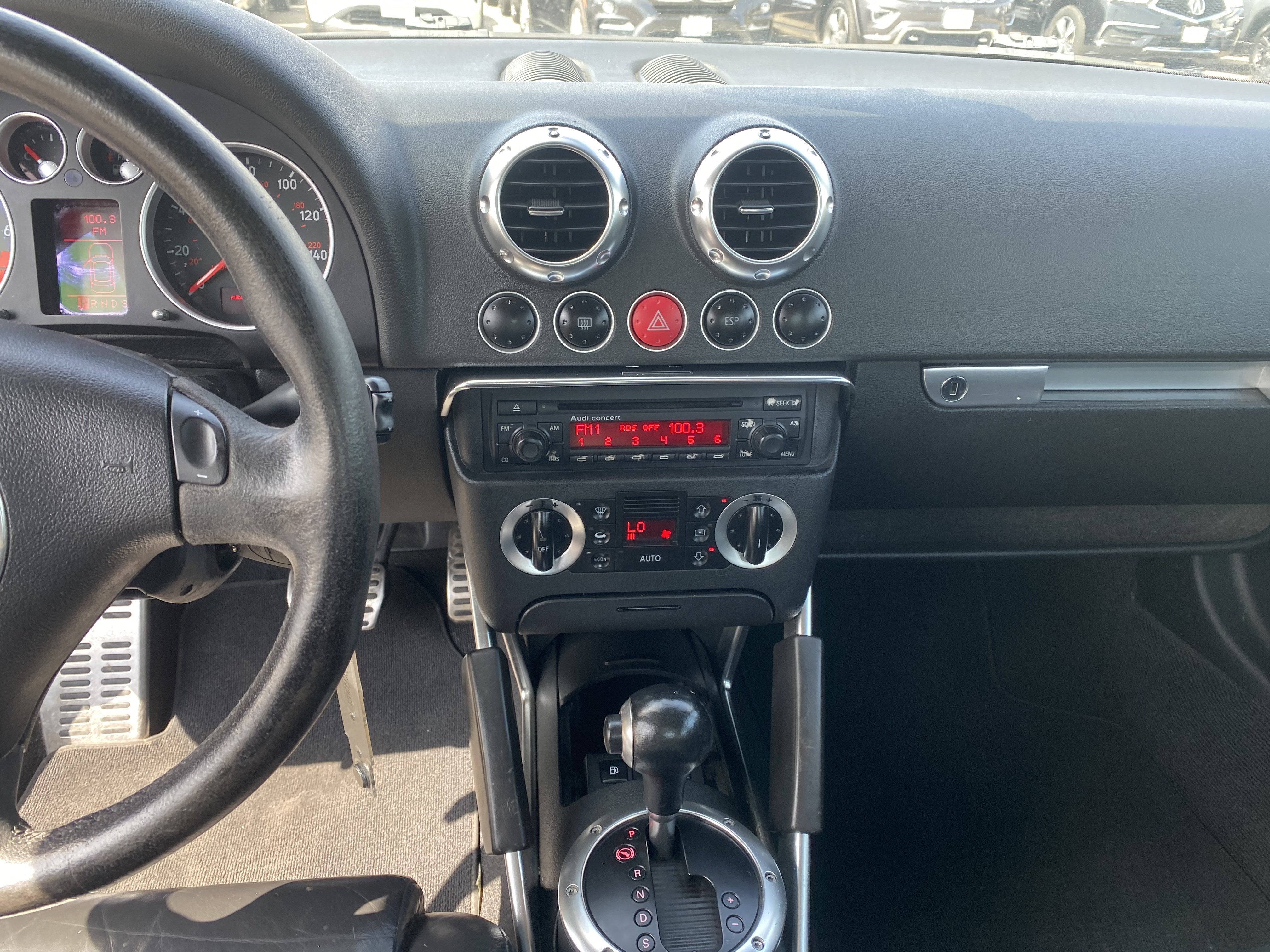 2004 Audi TT 2dr Cpe Auto