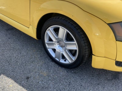 2004 Audi TT 2dr Cpe Auto