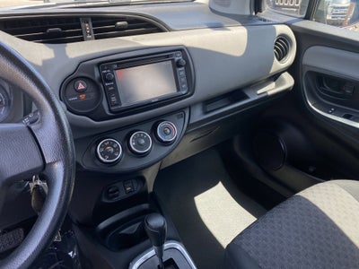 2015 Toyota Yaris L