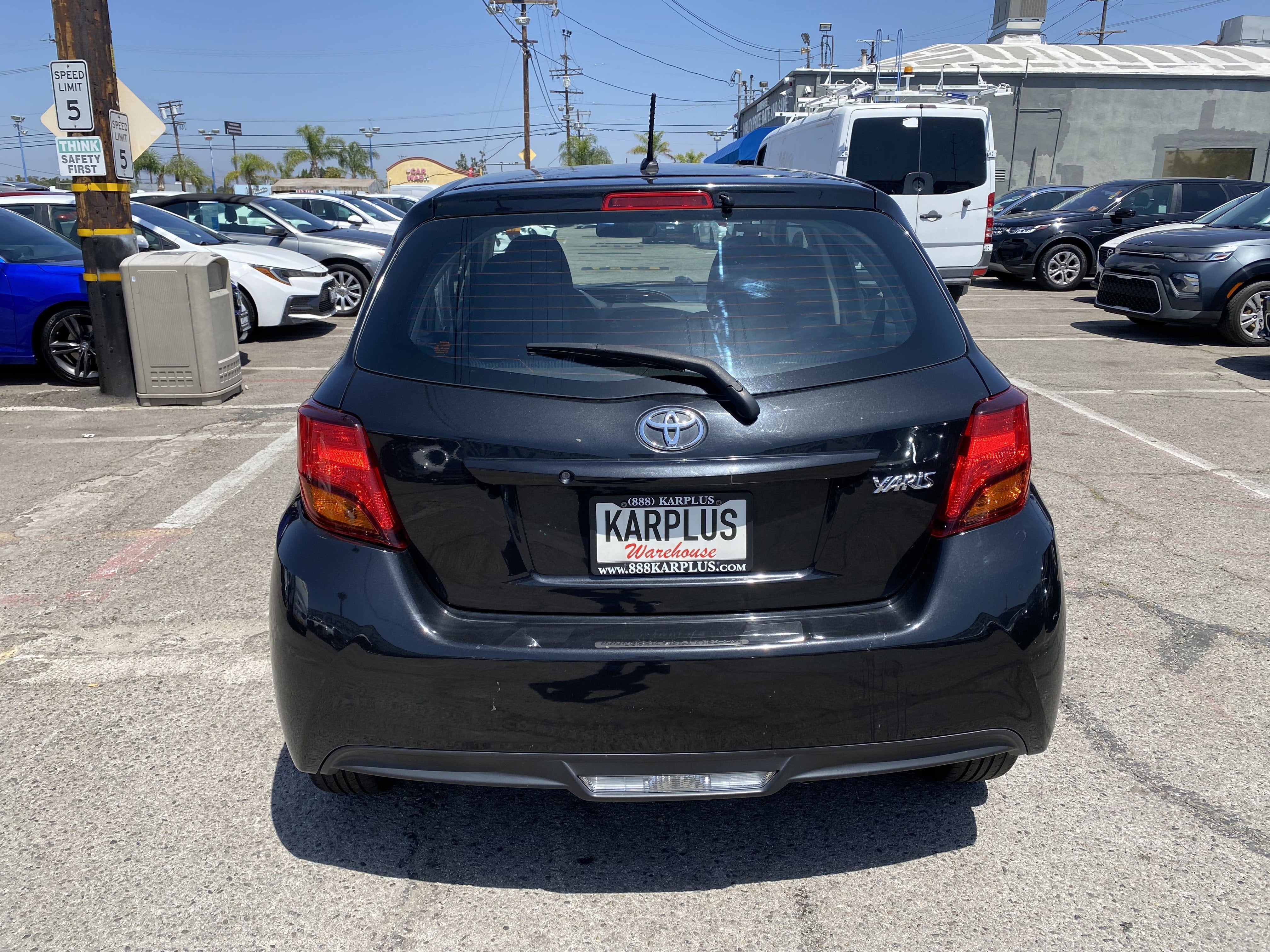 2015 Toyota Yaris L